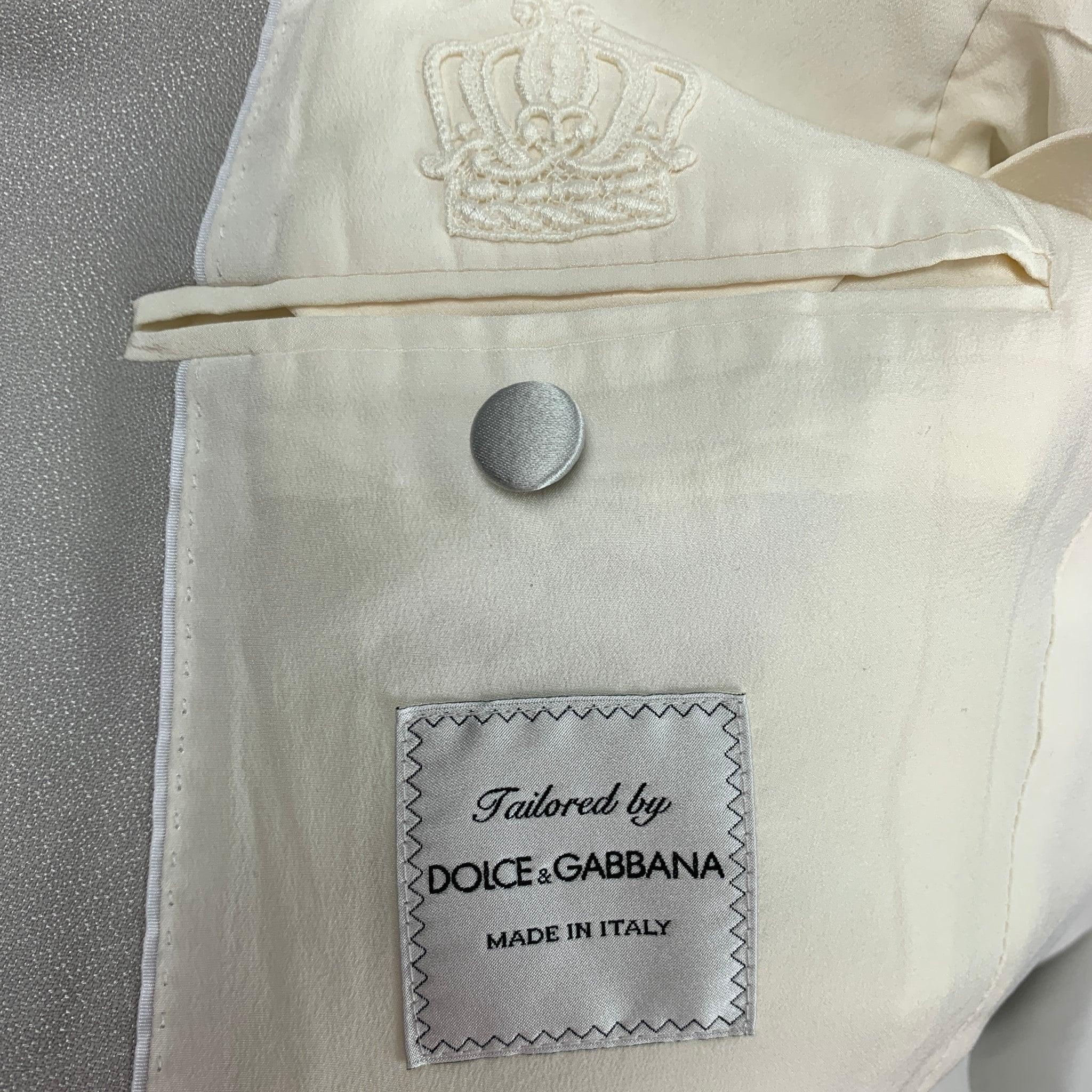 DOLCE & GABBANA Size 36 Regular Grey Wool Silk Shawl Lapel 3 Piece Suit For Sale 5