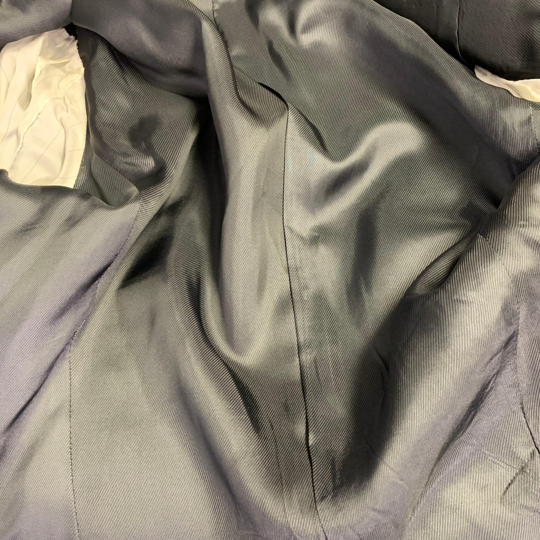 DOLCE & GABBANA Talla 38 Abrigo negro de lana con solapa de pico en venta 2