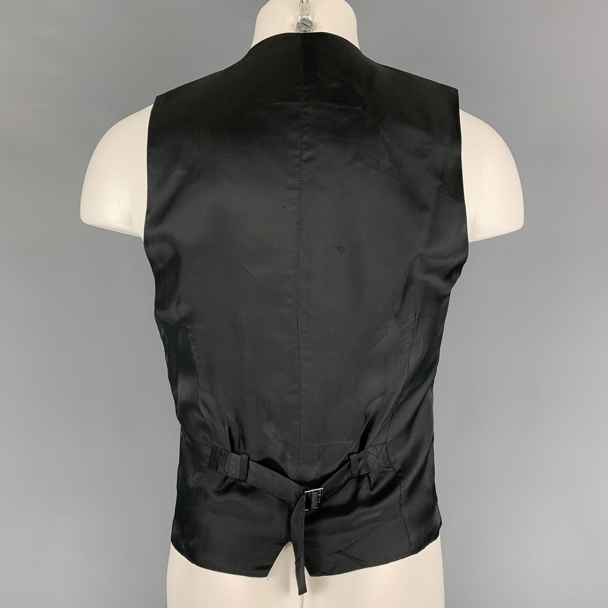DOLCE & GABBANA Size 38 Dark Gray Black Wool Silk Vest In Good Condition For Sale In San Francisco, CA