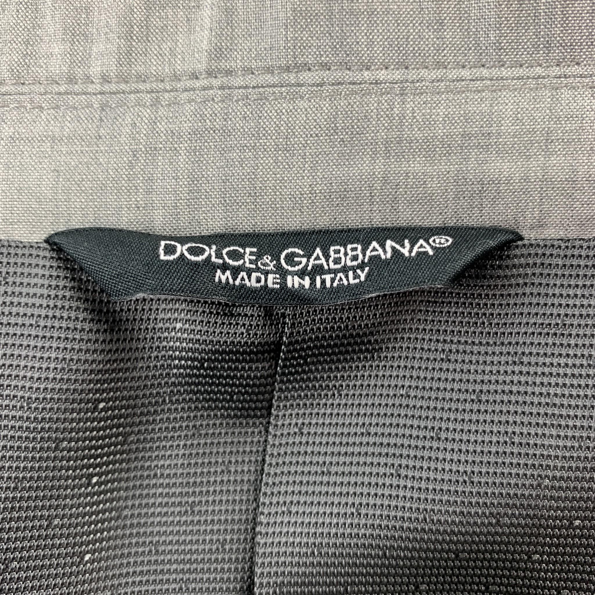 DOLCE & GABBANA Size 38 Regular Light Grey Silk Peak Lapel Suit In Excellent Condition In San Francisco, CA