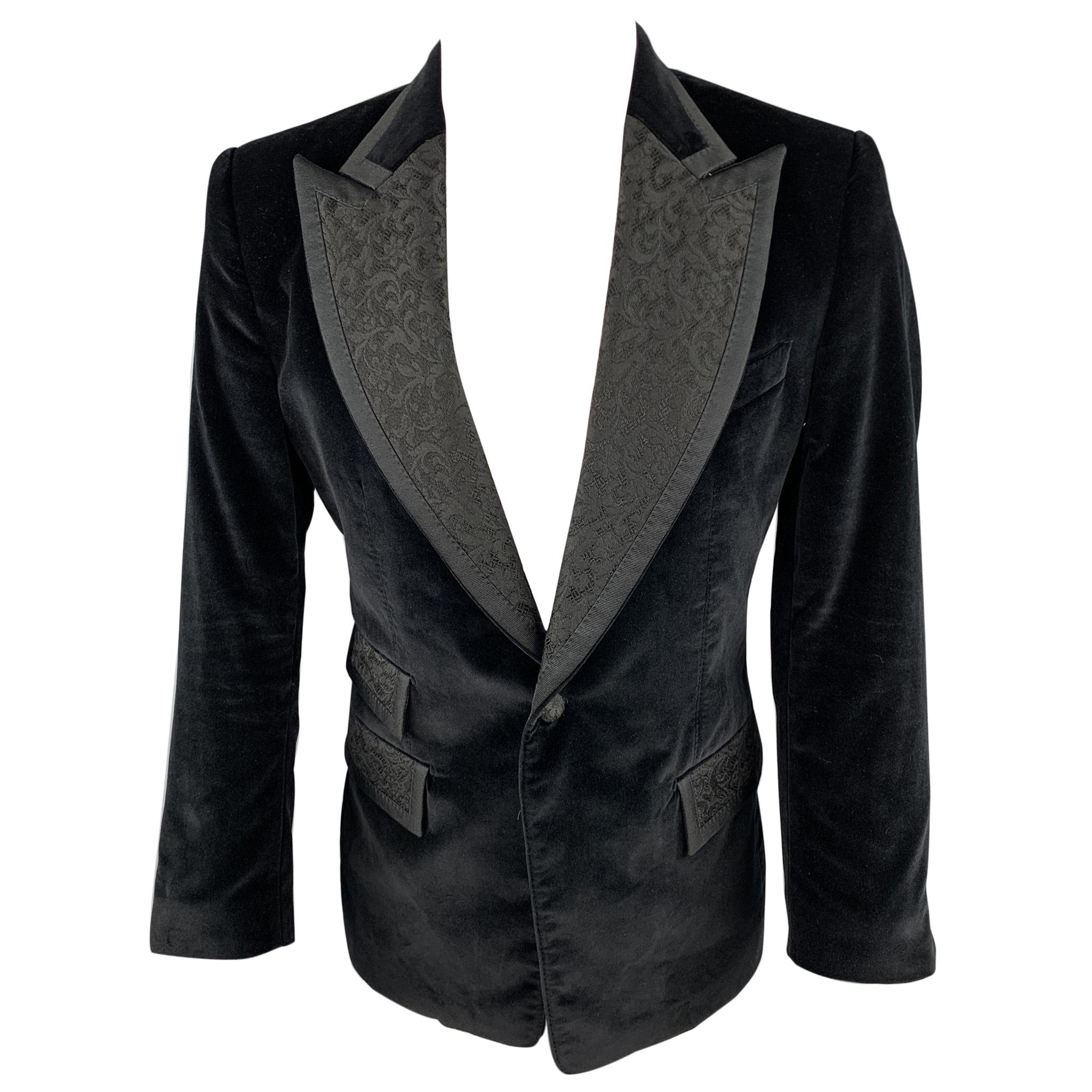 DOLCE & GABBANA Size 40 Black Velvet Jacquard Peak Lapel Sport Coat