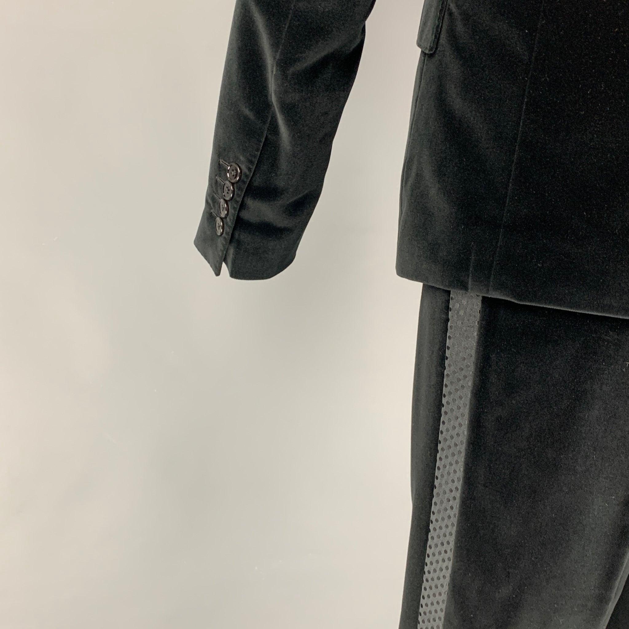 Men's DOLCE & GABBANA Size 40 R Black Velvet Double Breasted 3 Piece Suit For Sale