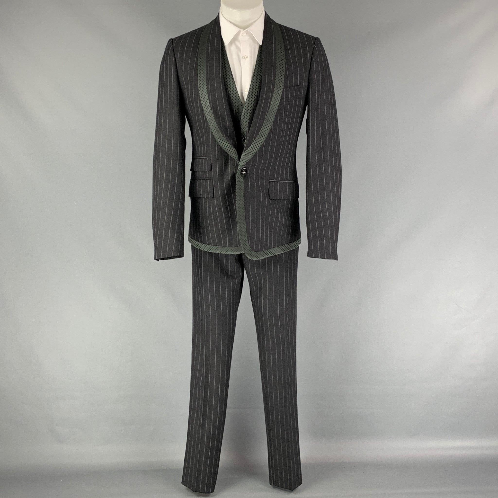DOLCE & GABBANA Size 40 Regular Gray Chalkstripe Virgin Wool Shawl 3 Piece Suit In Good Condition For Sale In San Francisco, CA