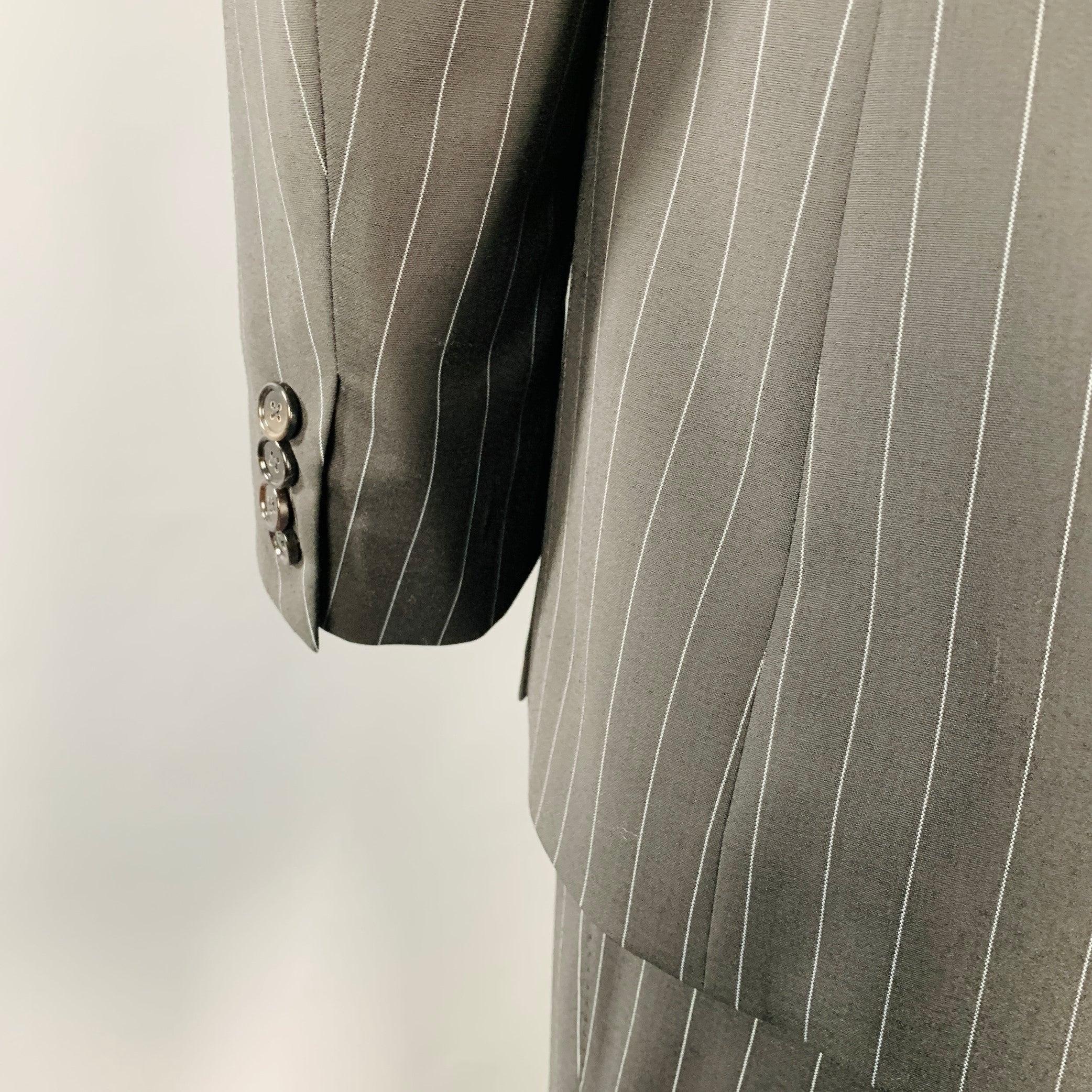 DOLCE & GABBANA Taille 42 à rayures noires et grises en polyester mélangé en vente 1