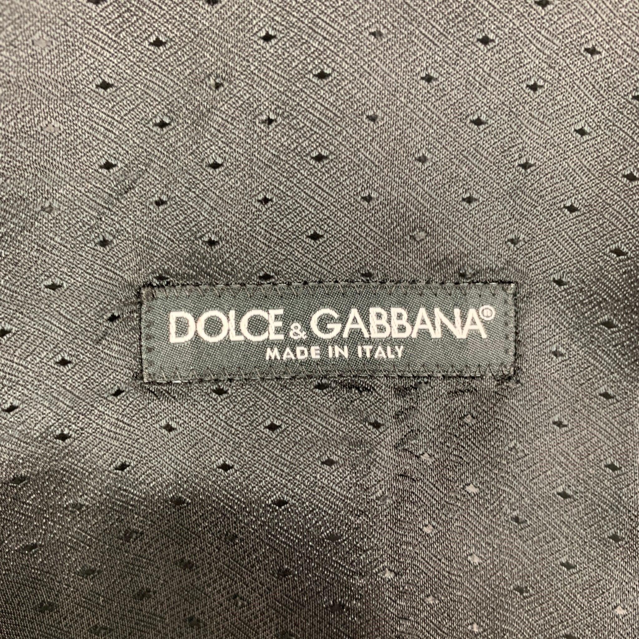 DOLCE & GABBANA Size 42 Black Jacquard Wool Blend Buttoned Vest For Sale 1
