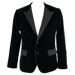 DOLCE
GABBANA Size 42 Black Velvet Cotton Silk Peak Lapel Sport Coat DOLCE
GABBANA Size 42 Black Velvet Cotton Silk Peak Lapel Sport Coat