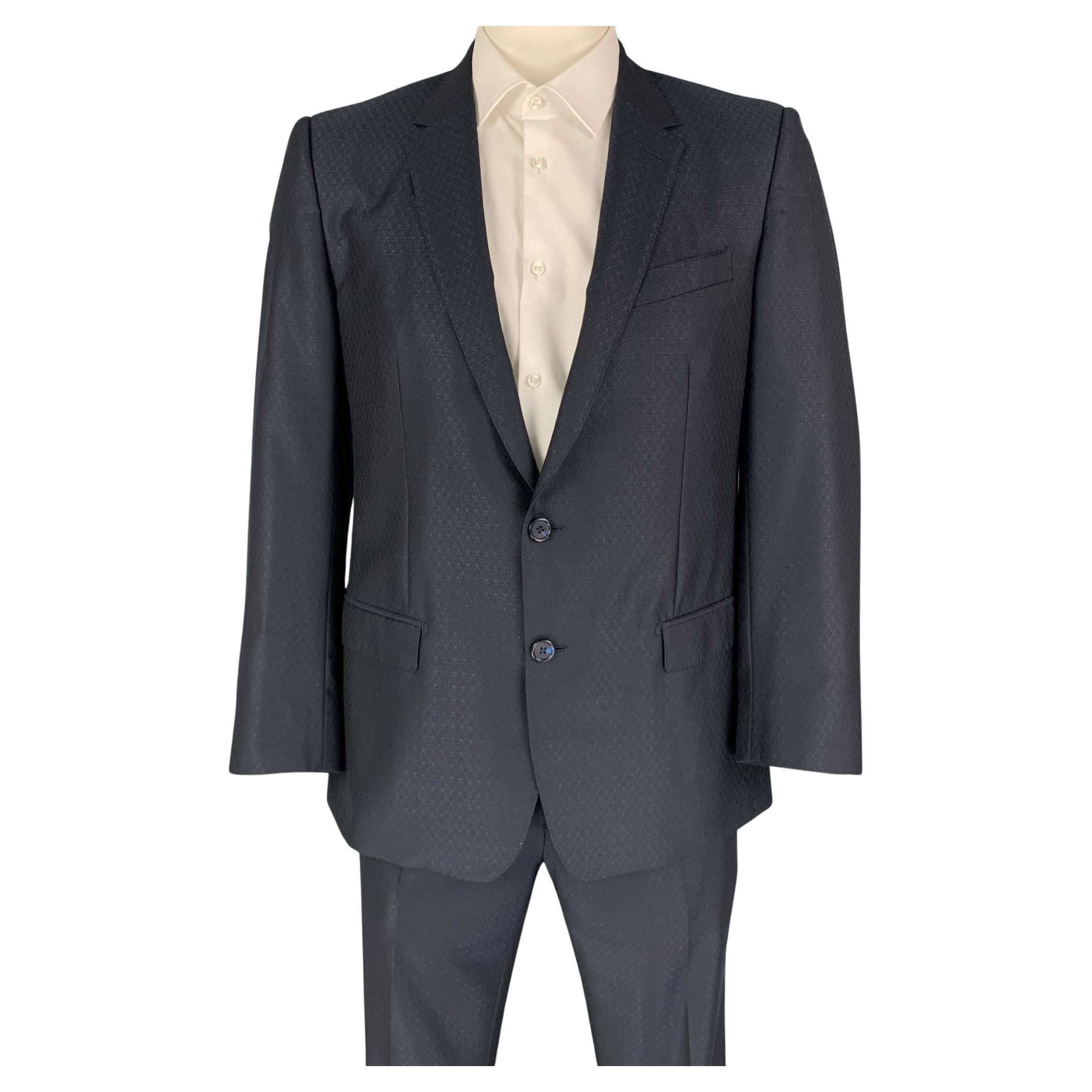 DOLCE & GABBANA Size 42 Navy Pattern Wool Blend Suit