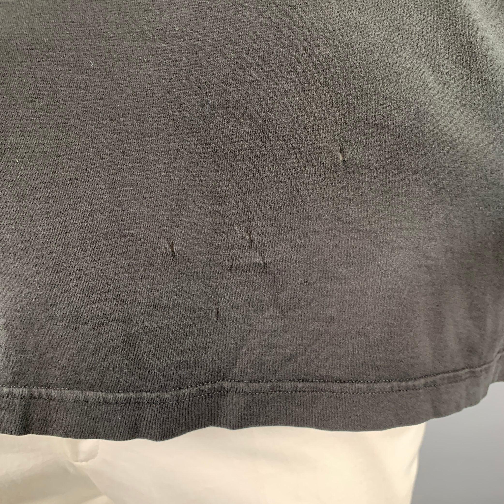 Men's DOLCE & GABBANA Size 44 Black Cotton Jersey Distressed V-Neck T-shirt For Sale