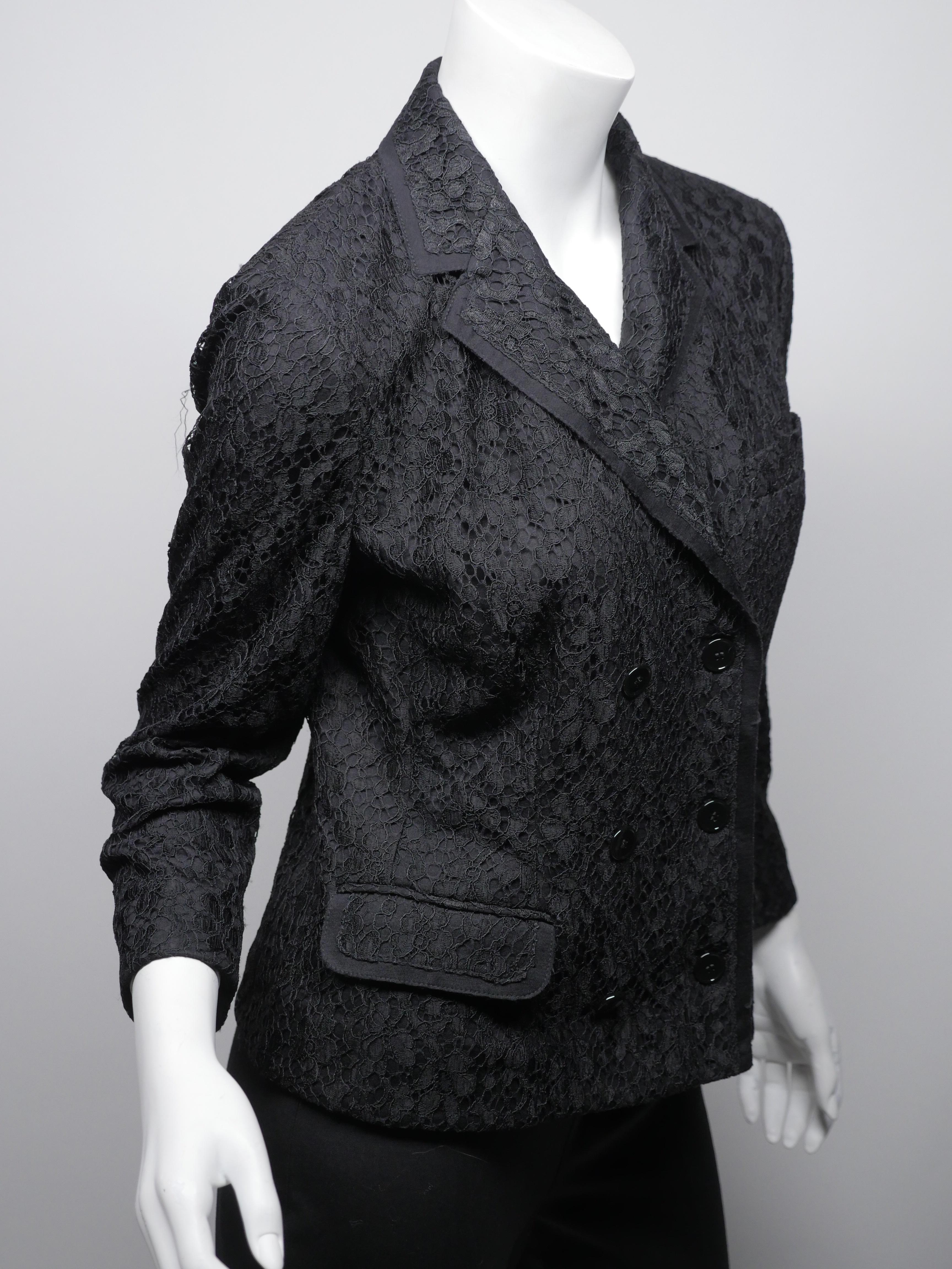 Dolce & Gabbana Size 44 Black Lace 3/4 Sleeve Double Breasted Jacket In Excellent Condition In Bridgehampton, NY