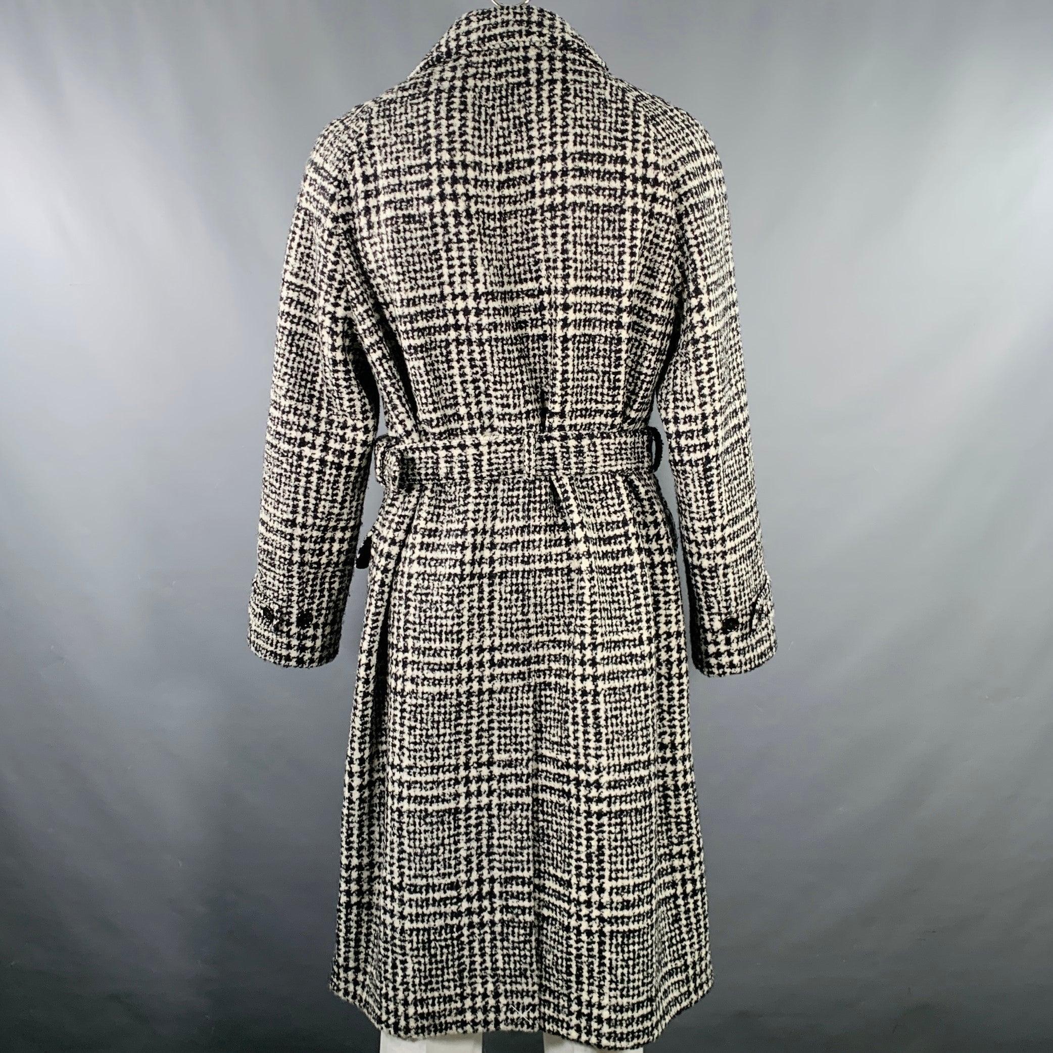 DOLCE & GABBANA Size 44 Black White Plaid Wool Blend Oversized Coat In Excellent Condition For Sale In San Francisco, CA