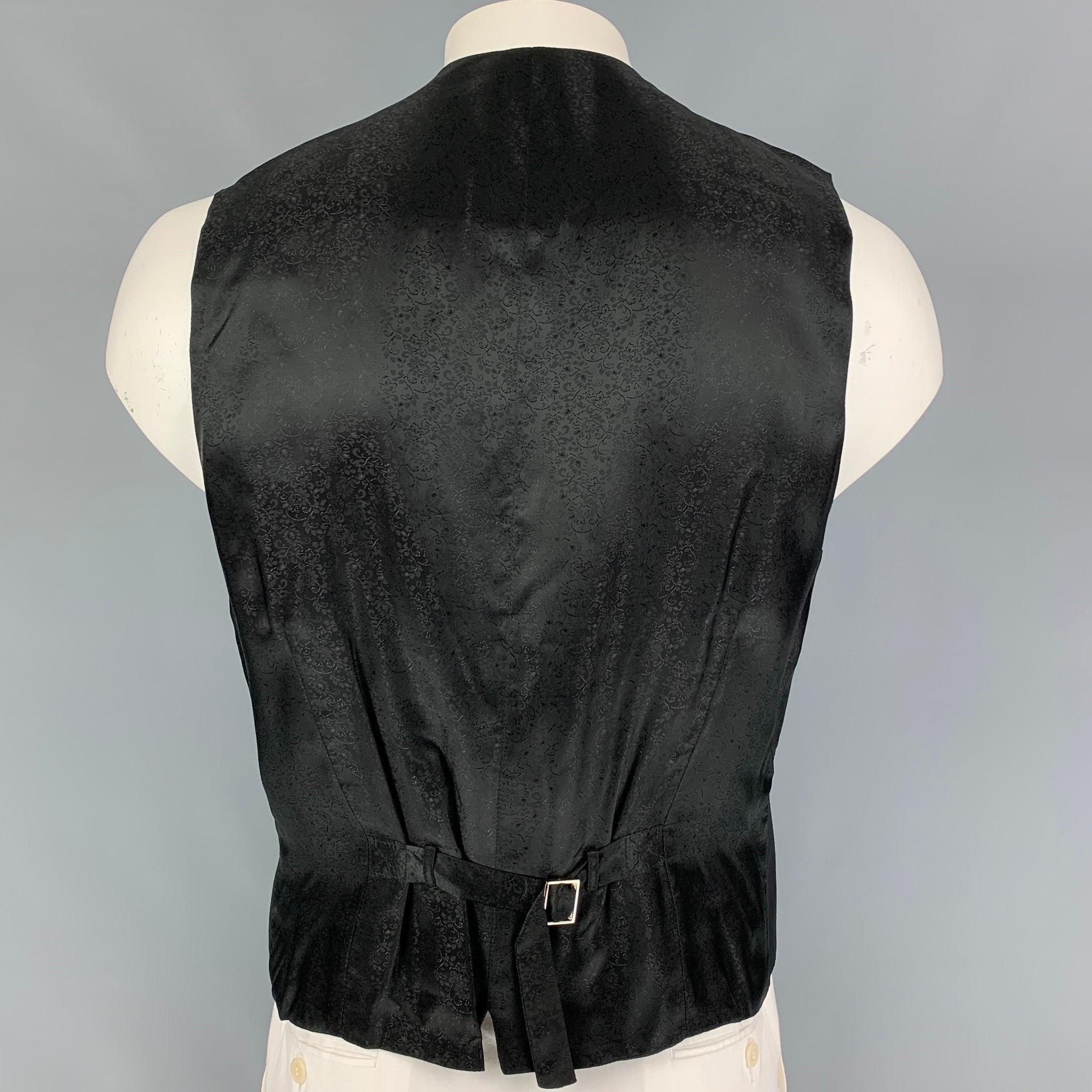 DOLCE & GABBANA Size 44 Black Wool Silk Buttoned Vest In Good Condition For Sale In San Francisco, CA