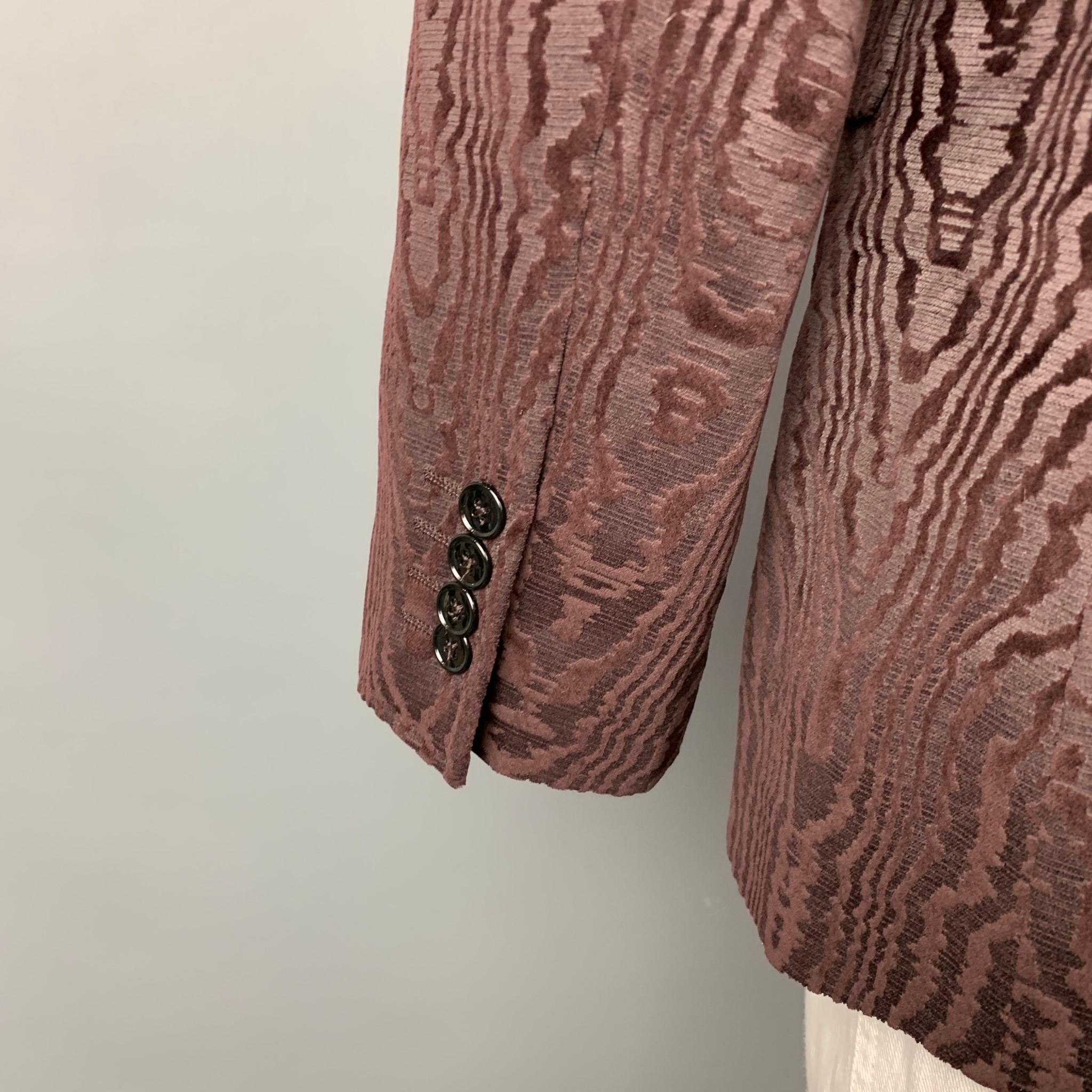 Men's DOLCE & GABBANA Size 44 Regular Burgundy Jacquard Cotton / Silk Sport Coat