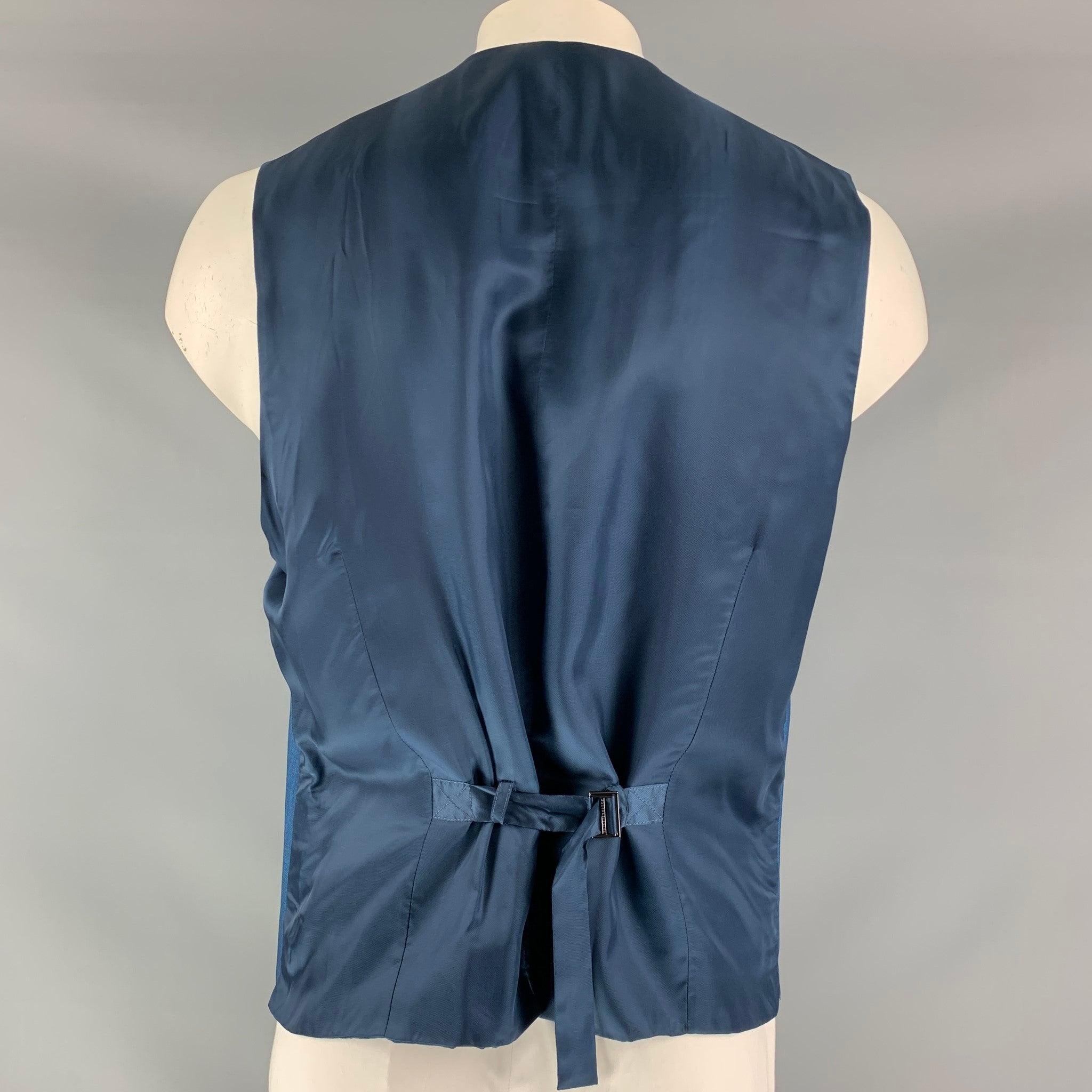 DOLCE & GABBANA Size 46 Solid Wool &  Mohair Buttoned Blue Vest In Excellent Condition For Sale In San Francisco, CA