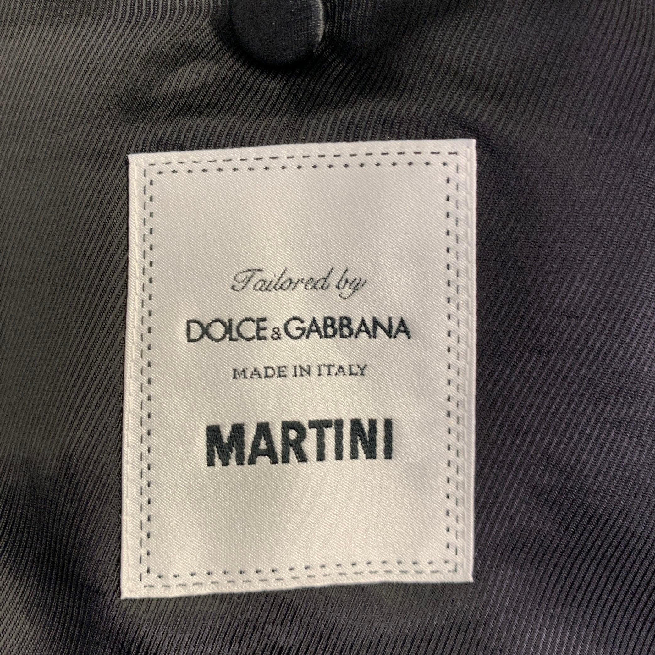 DOLCE & GABBANA Taglia 48 Smoking nero in lana vergine misto seta con risvolto a punta in vendita 2