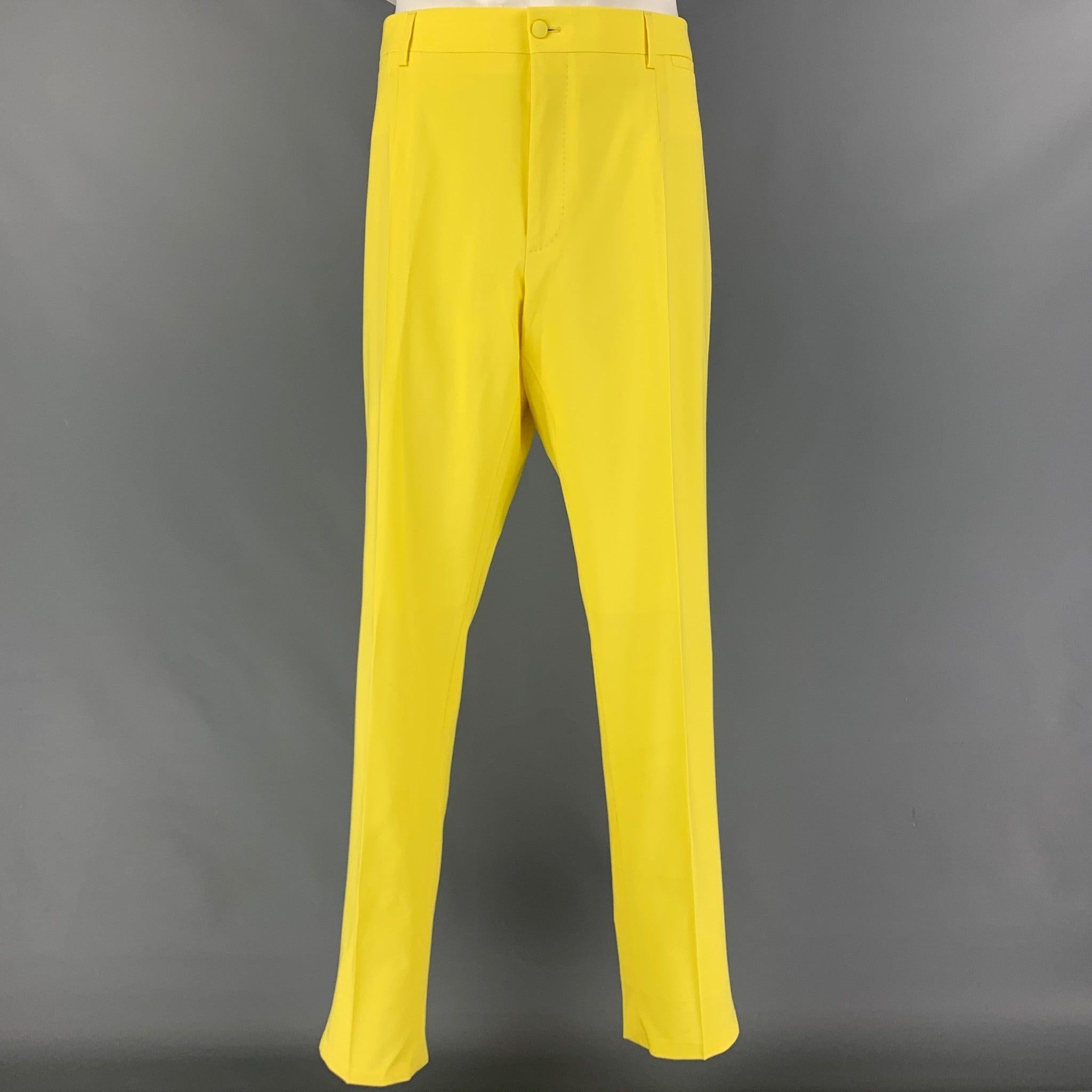 DOLCE & GABBANA Size 48 Yellow Wool Peak Lapel Suit For Sale 1