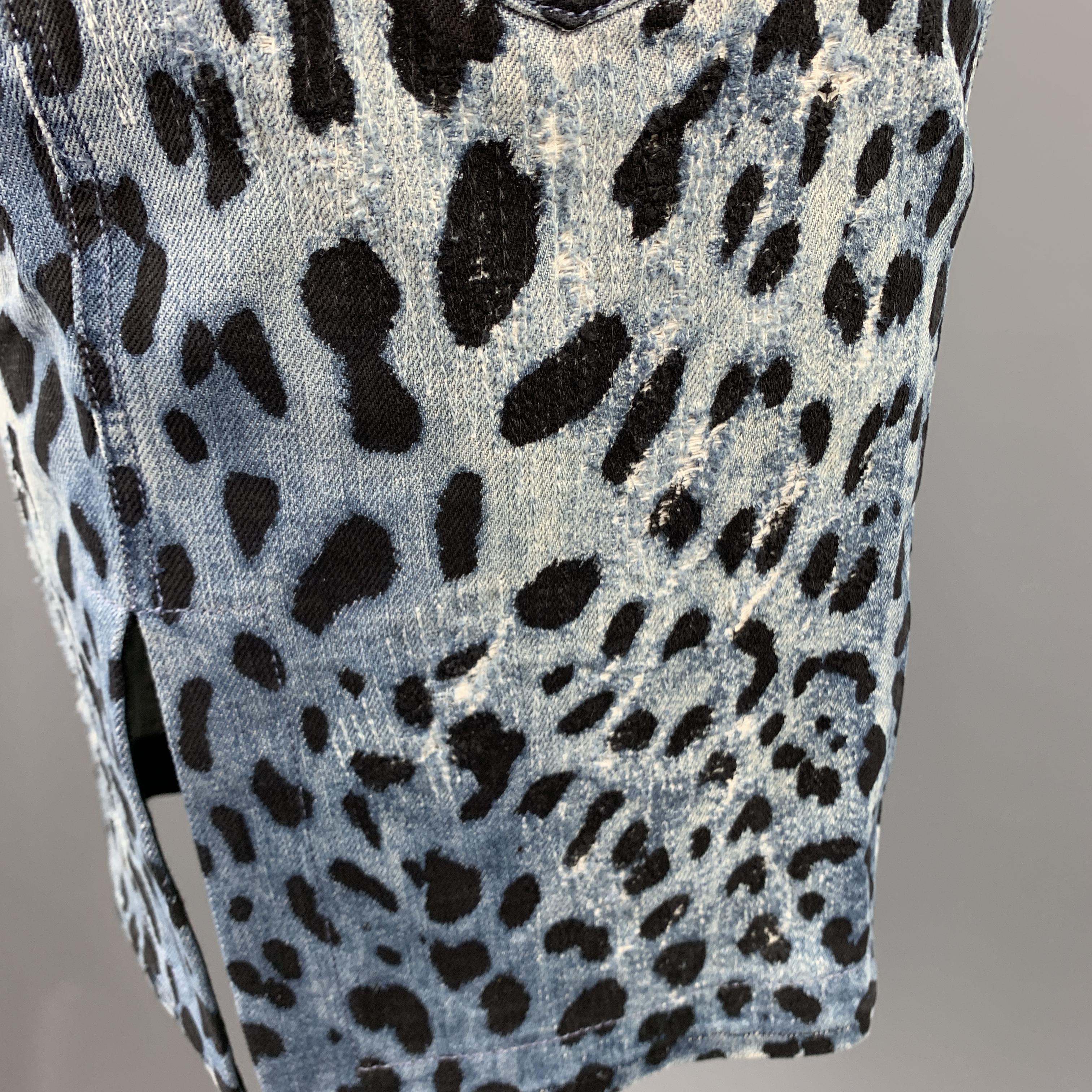 DOLCE & GABBANA Size 6 Blue Leopard Print Distressed Denim Pencil Skirt In New Condition In San Francisco, CA