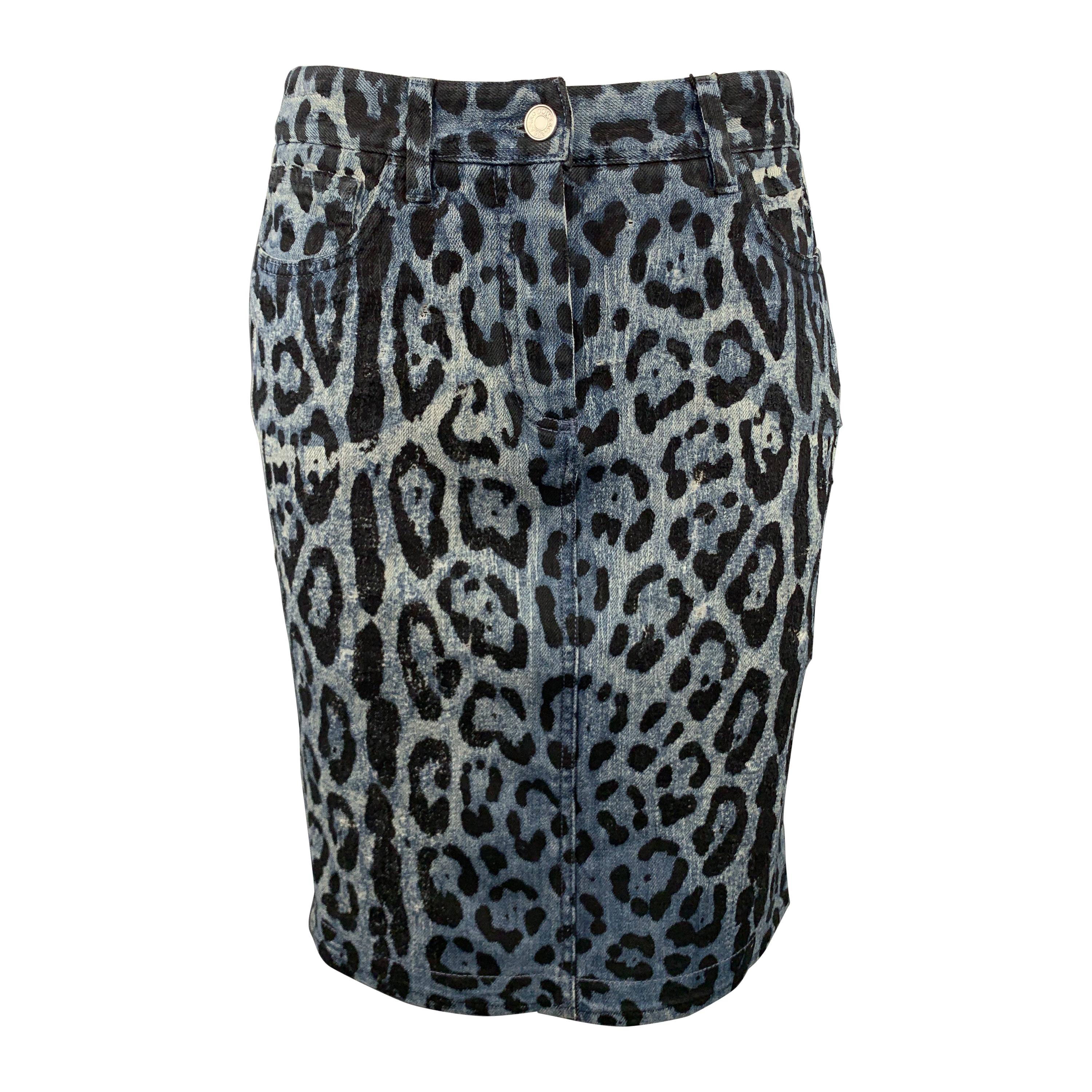 DOLCE & GABBANA Size 6 Blue Leopard Print Distressed Denim Pencil Skirt