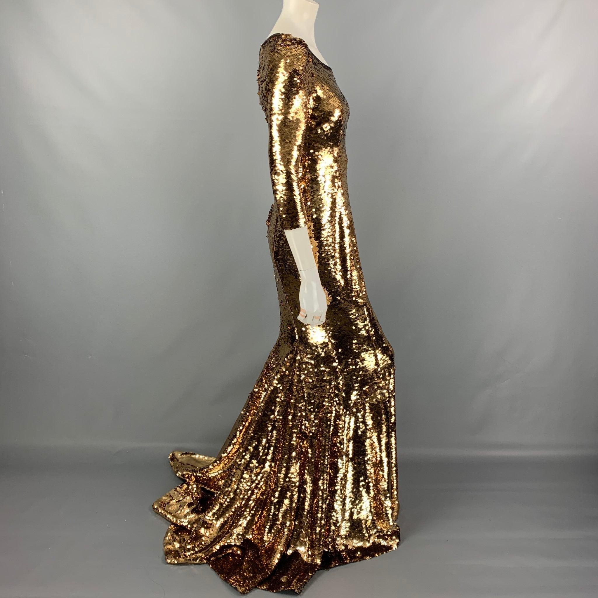 DOLCE & GABBANA Size 6 Gold & Black Sequined Polyester Mermaid-Hem Gown In Good Condition For Sale In San Francisco, CA