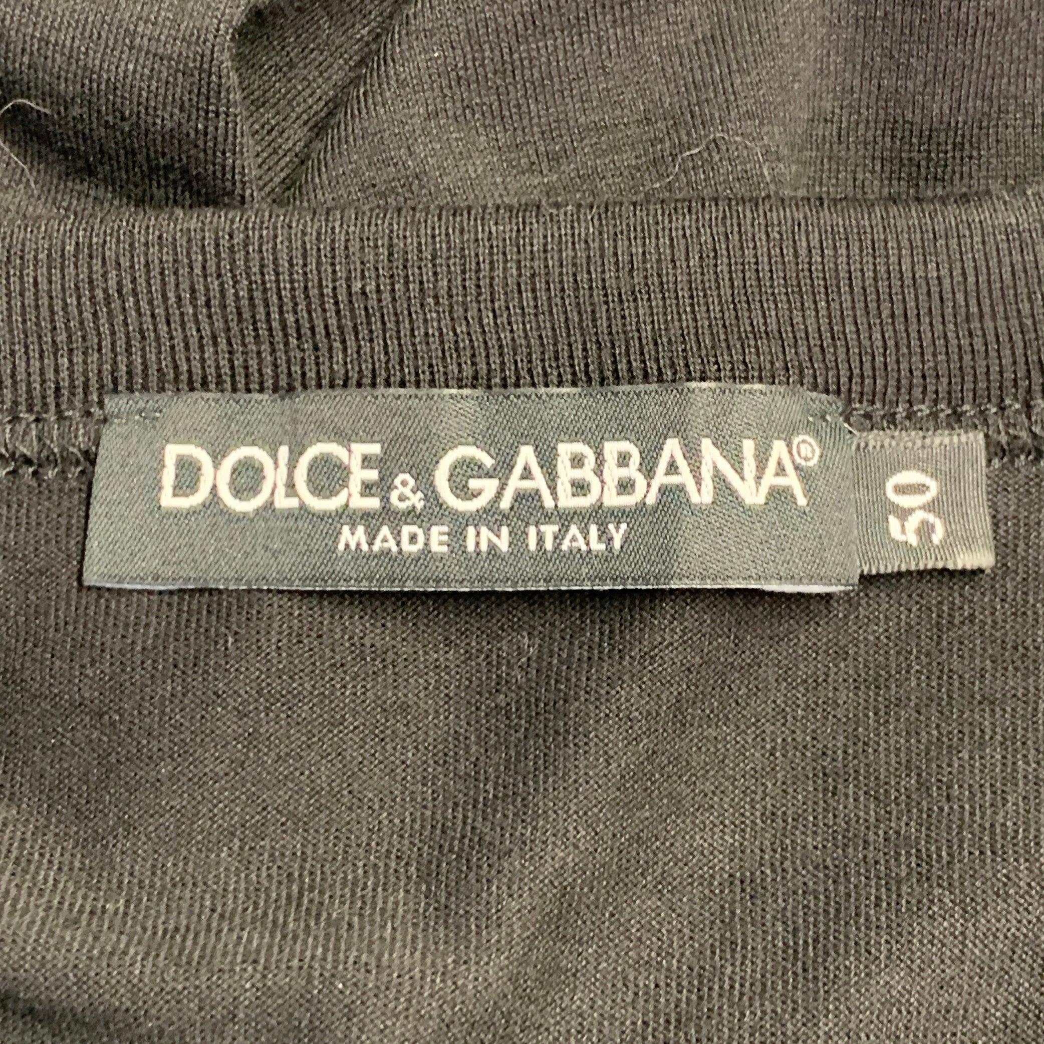 DOLCE & GABBANA Taglia M Maglietta con scollo a V in cotone nero M.I.I. In condizioni ottime in vendita a San Francisco, CA