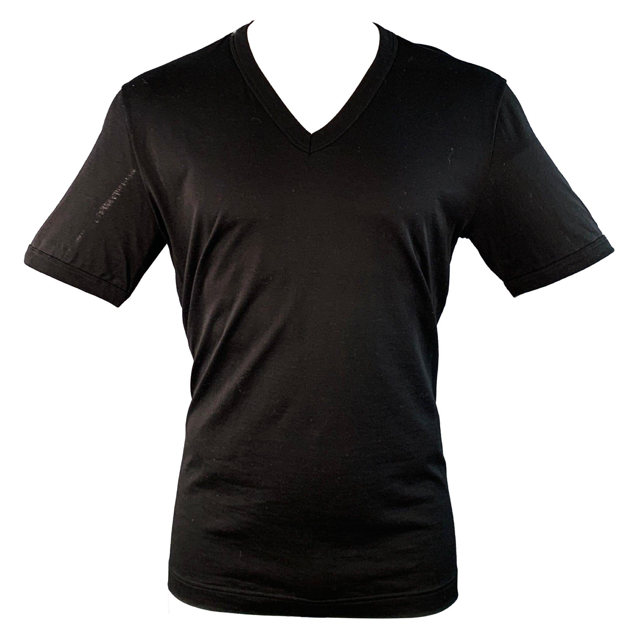 DOLCE & GABBANA Taglia M Maglietta con scollo a V in cotone nero M.I.I. in vendita