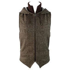 DOLCE
GABBANA Size M Brown Herringbone Tweed Wool Cotton Zip Up Vest DOLCE
GABBANA Size M Brown Herringbone Tweed Wool Cotton Zip Up Vest