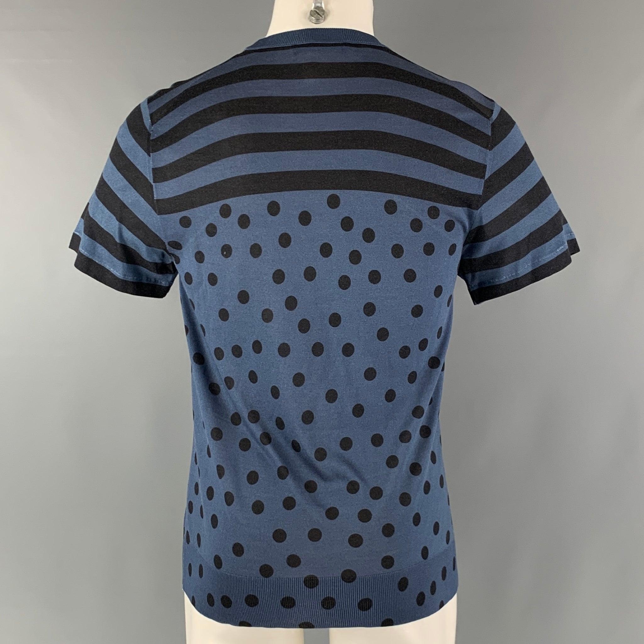 DOLCE & GABBANA Size S Blue Black Polka Dot Silk Short Sleeve T-shirt In Good Condition For Sale In San Francisco, CA