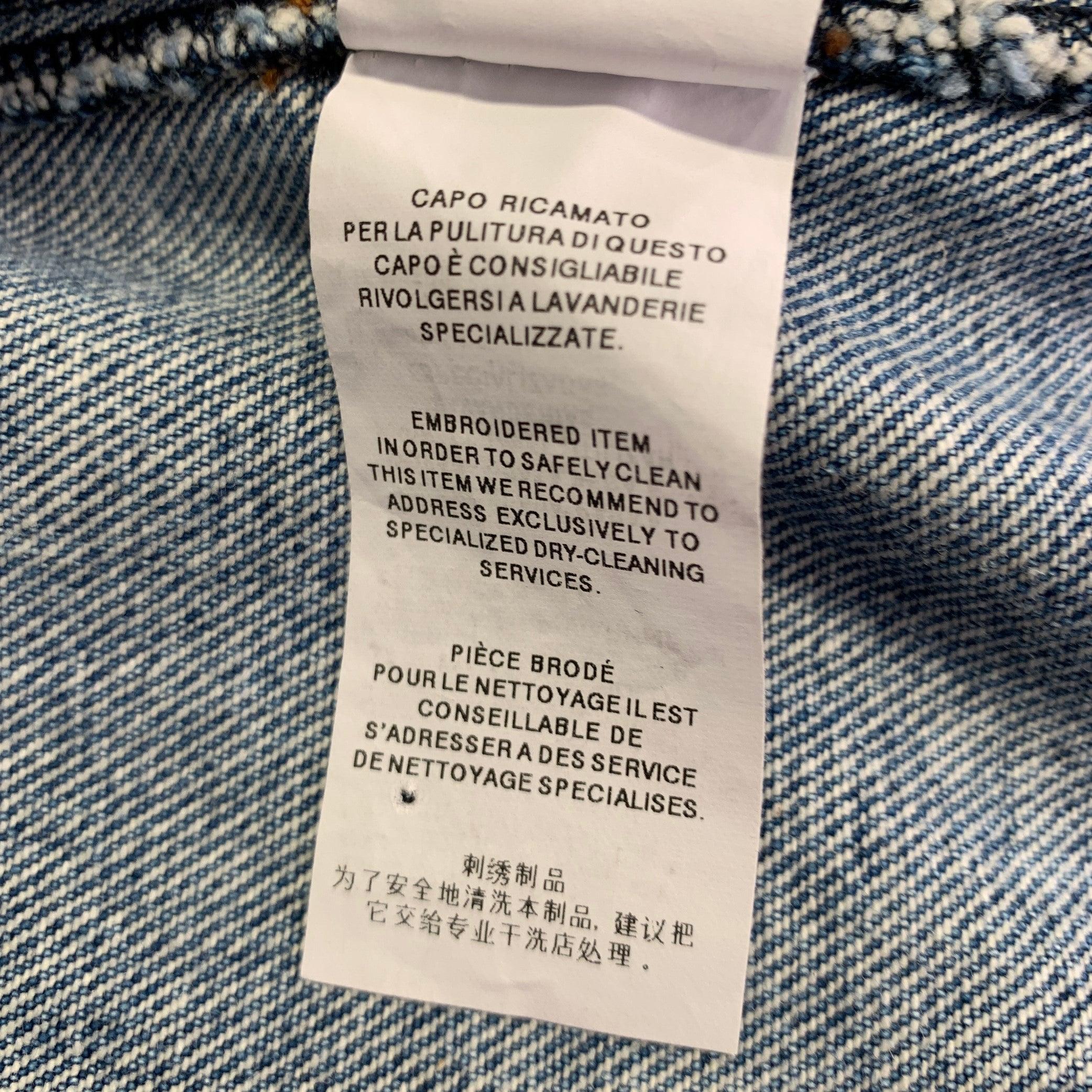 DOLCE & GABBANA Veste en jean à plumes en coton bleu multicolore taille XS en vente 2