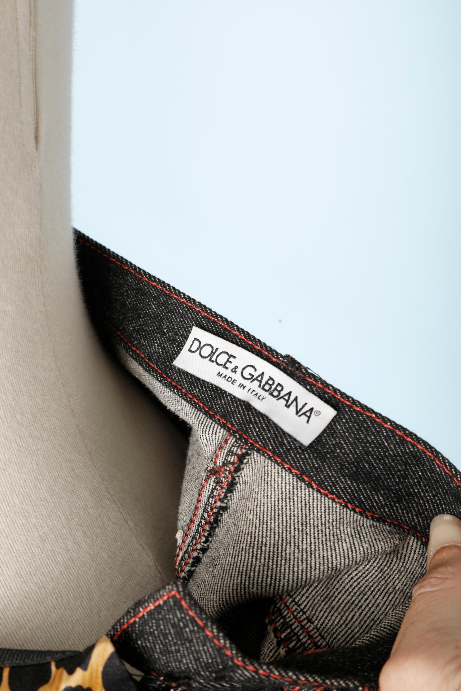 Brown Dolce & Gabbana skirt half denim half leopard printed jersey with side slit For Sale