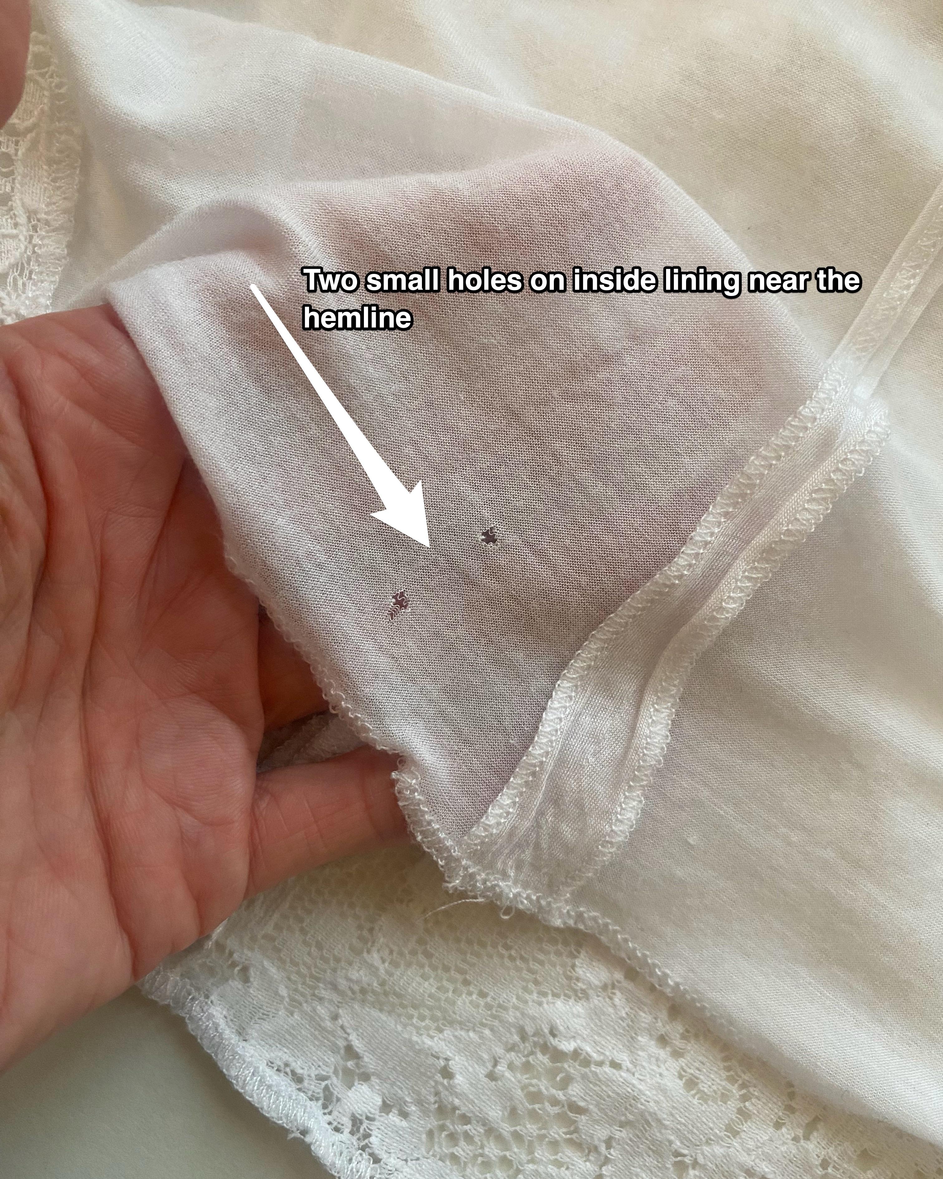 Dolce & Gabbana ärmelloses Minikleid aus weißer Spitze mit Taschen IT 42 im Angebot 8