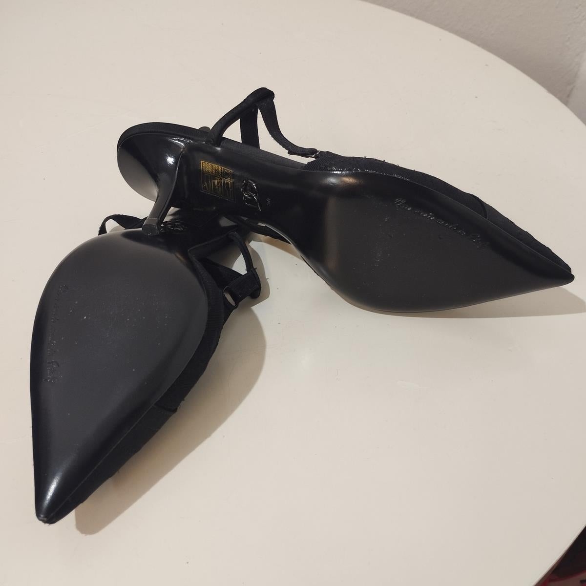 Dolce & Gabbana Pumps mit Slingback-Rücken IT 38 im Angebot 1