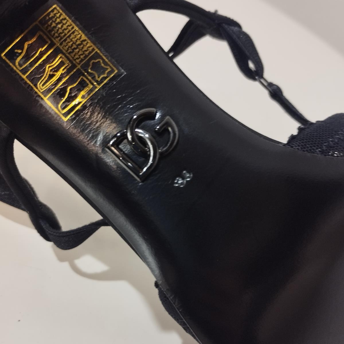 Dolce & Gabbana Pumps mit Slingback-Rücken IT 38 im Angebot 2