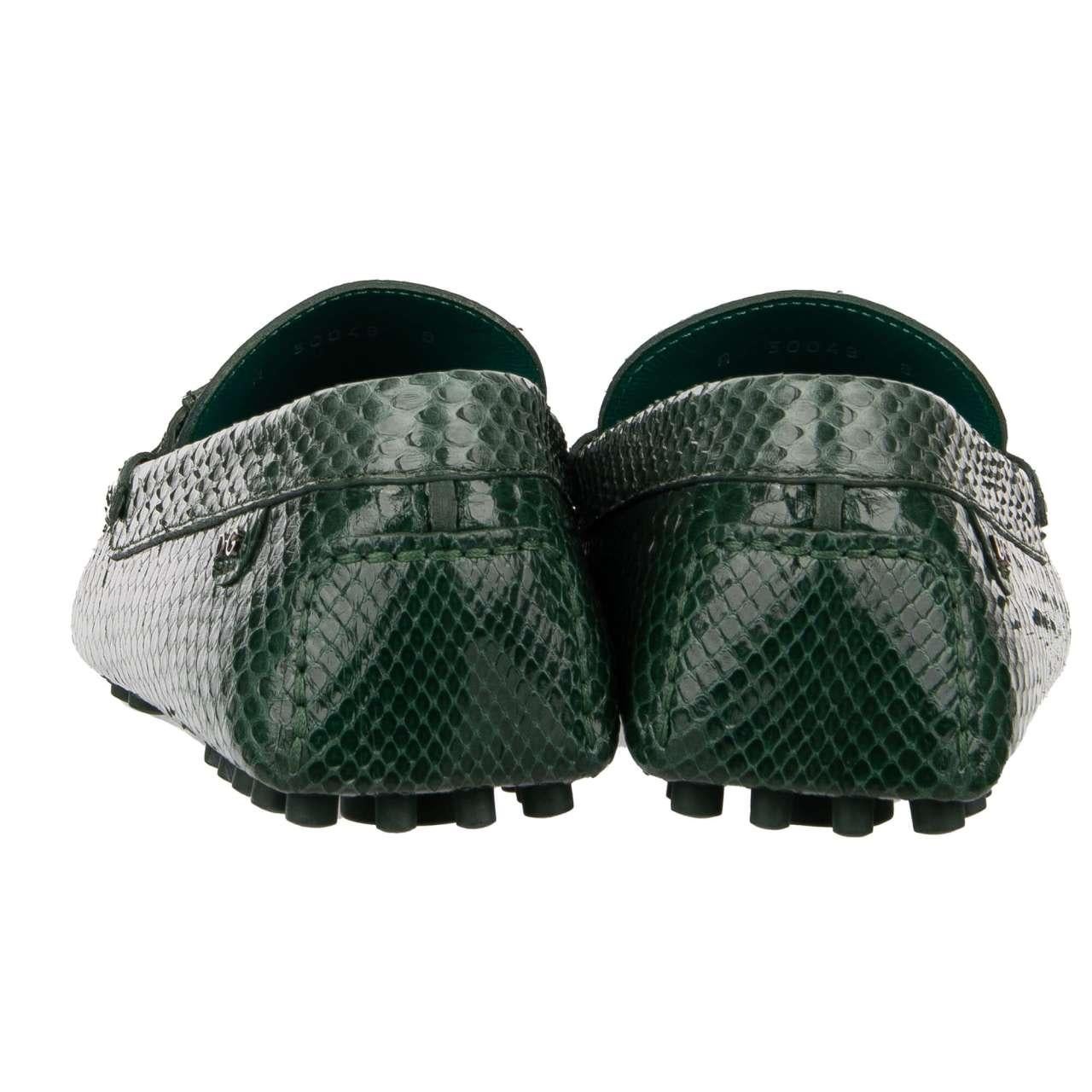 Dolce & Gabbana Snake Shoes Moccasin GELA ZERO with DG Metal Logo Green EUR 41 In Excellent Condition For Sale In Erkrath, DE