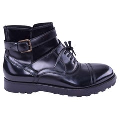 Dolce & Gabbana - Solid Boots with Buckle Closure Black EUR 40