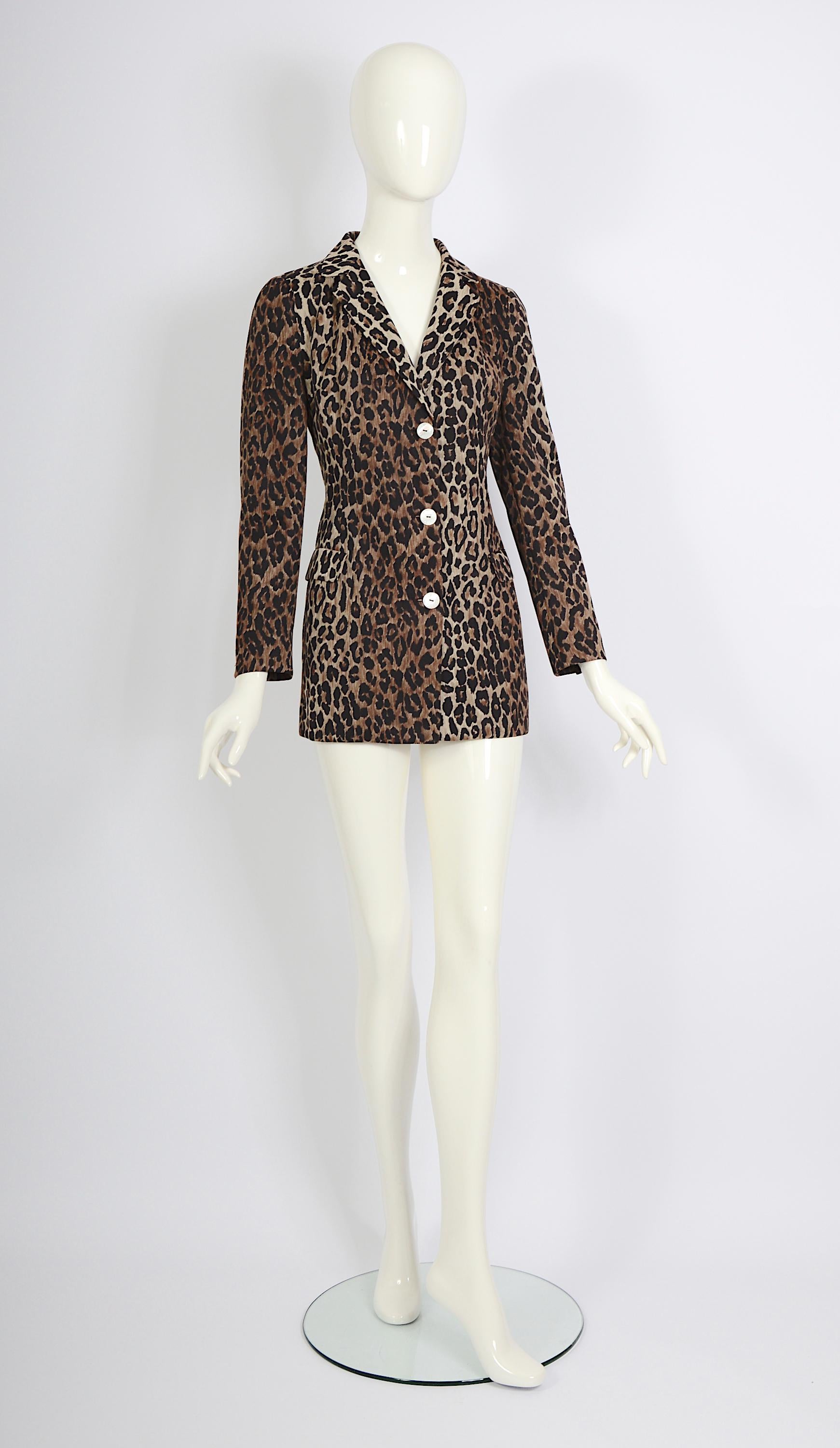 Dolce & Gabbana Frühjahr/Sommer 1997 Laufstegjacke aus Nylon mit Leopardenmuster Damen im Angebot