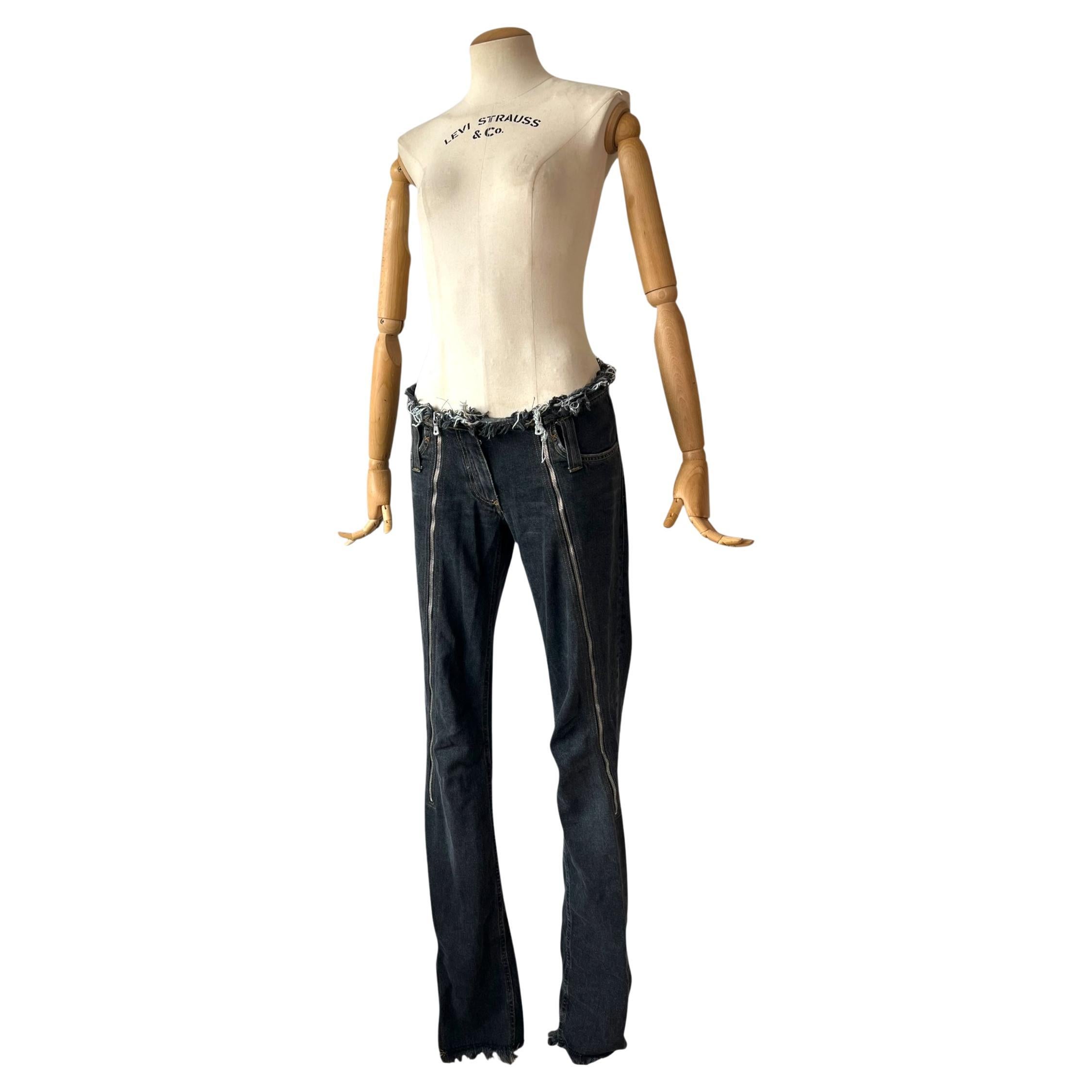 Dolce & Gabbana Pantalones vaqueros con cremallera Primavera/Verano 2003 en venta