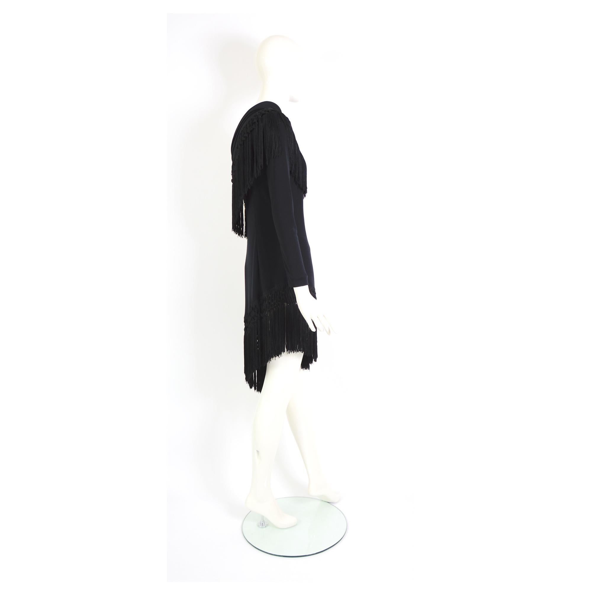 Dolce & Gabbana spring summer 2015 one sleeve black jersey & tassel  dress  In Excellent Condition For Sale In Antwerp, BE
