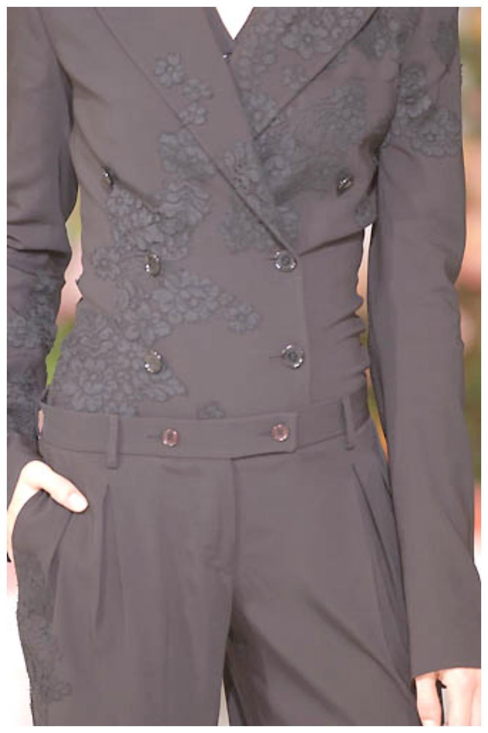 Dolce & Gabbana - Giacca in pizzo SS 2002 in vendita 5