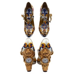 Dolce & Gabbana SS2016 Mary Jane Heels with Floral Appliqués
