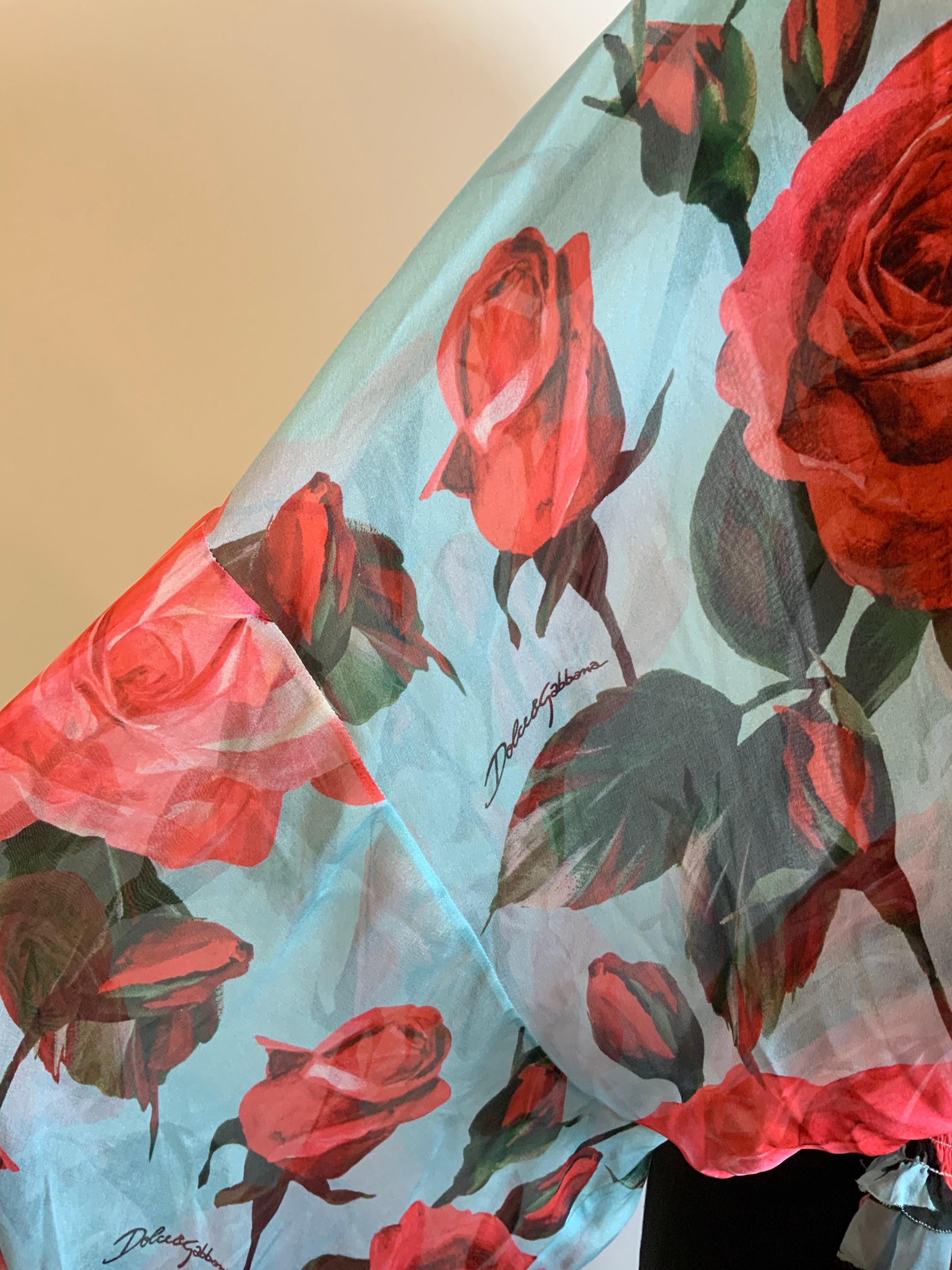Dolce & Gabbana SS2018 floral Jumpsuit In Excellent Condition In Carnate, IT