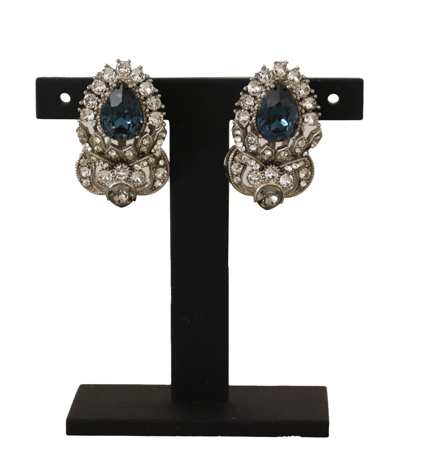 DOLCE & GABBANA

Gorgeous brand new with tags, 100% Authentic Dolce & Gabbana Earrings.



Model: Screw back closure
Motive: Sicily
Material: 70% Sterling 925 Silver, 30% Glass

Color: Silver
Crystals: Clear and blue

Logo details
Made in