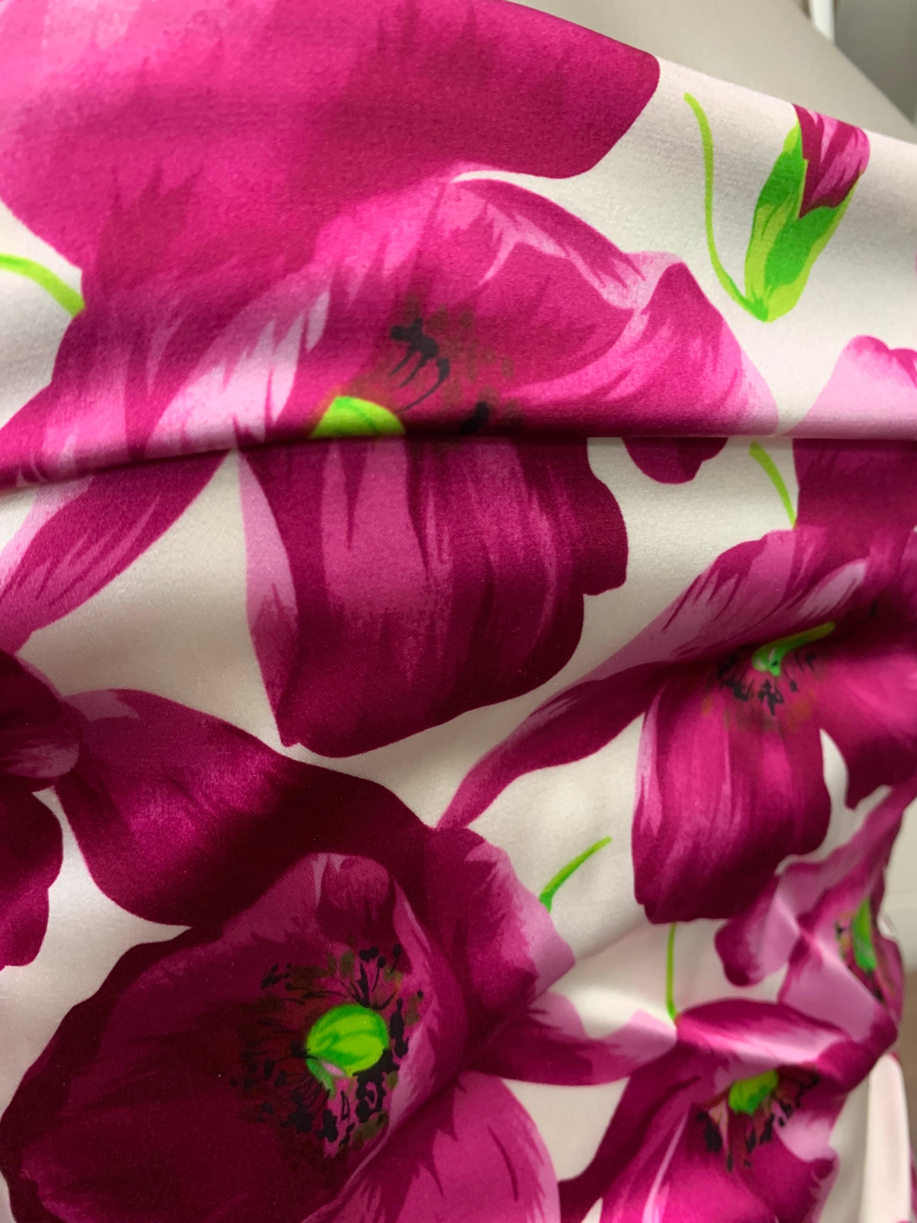 Dolce & Gabbana Strapless Fuchsia Poppy Print Sheath Cocktail Dress Silk Satin For Sale 1