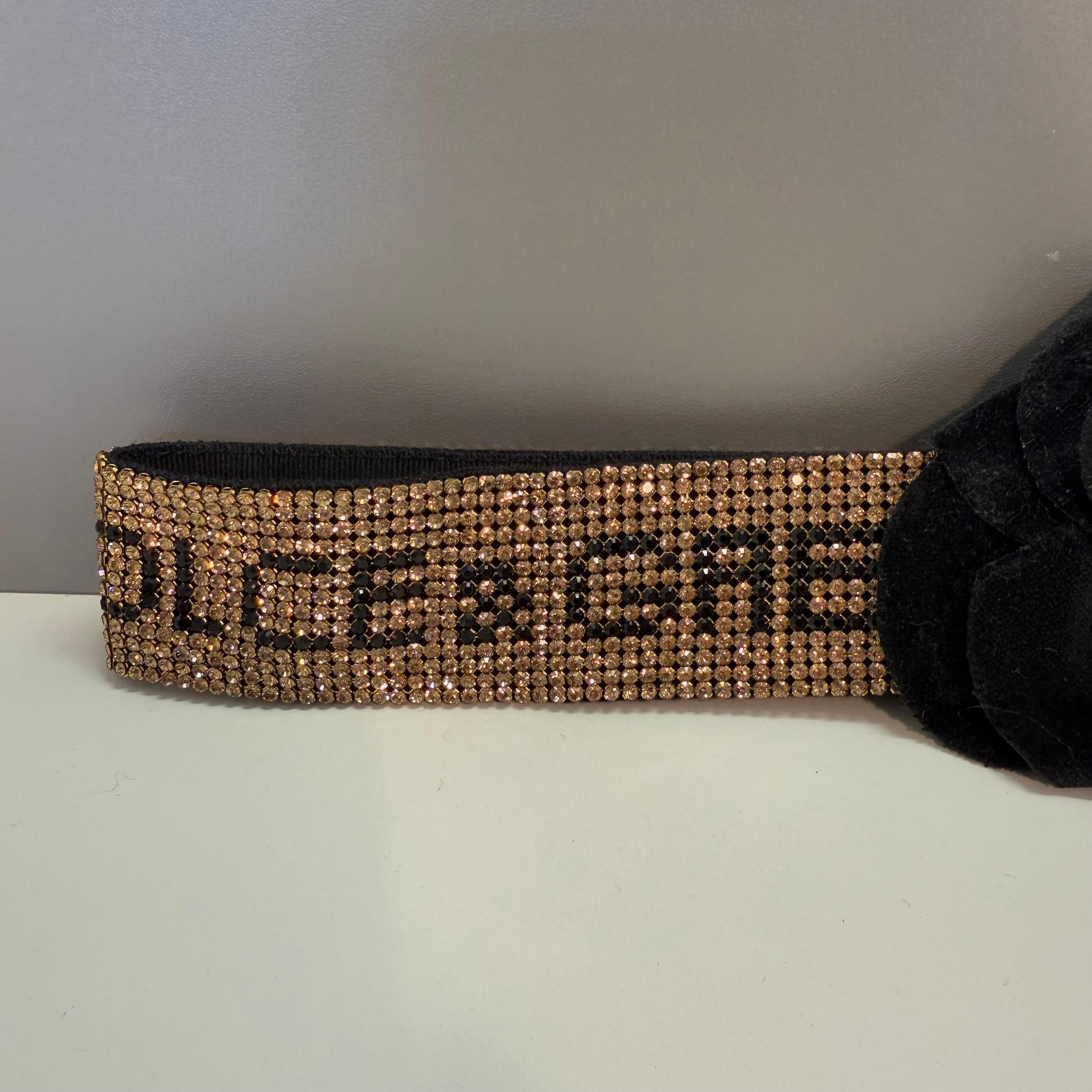 Nero Cintura con fiori di strass Dolce & Gabbana in vendita