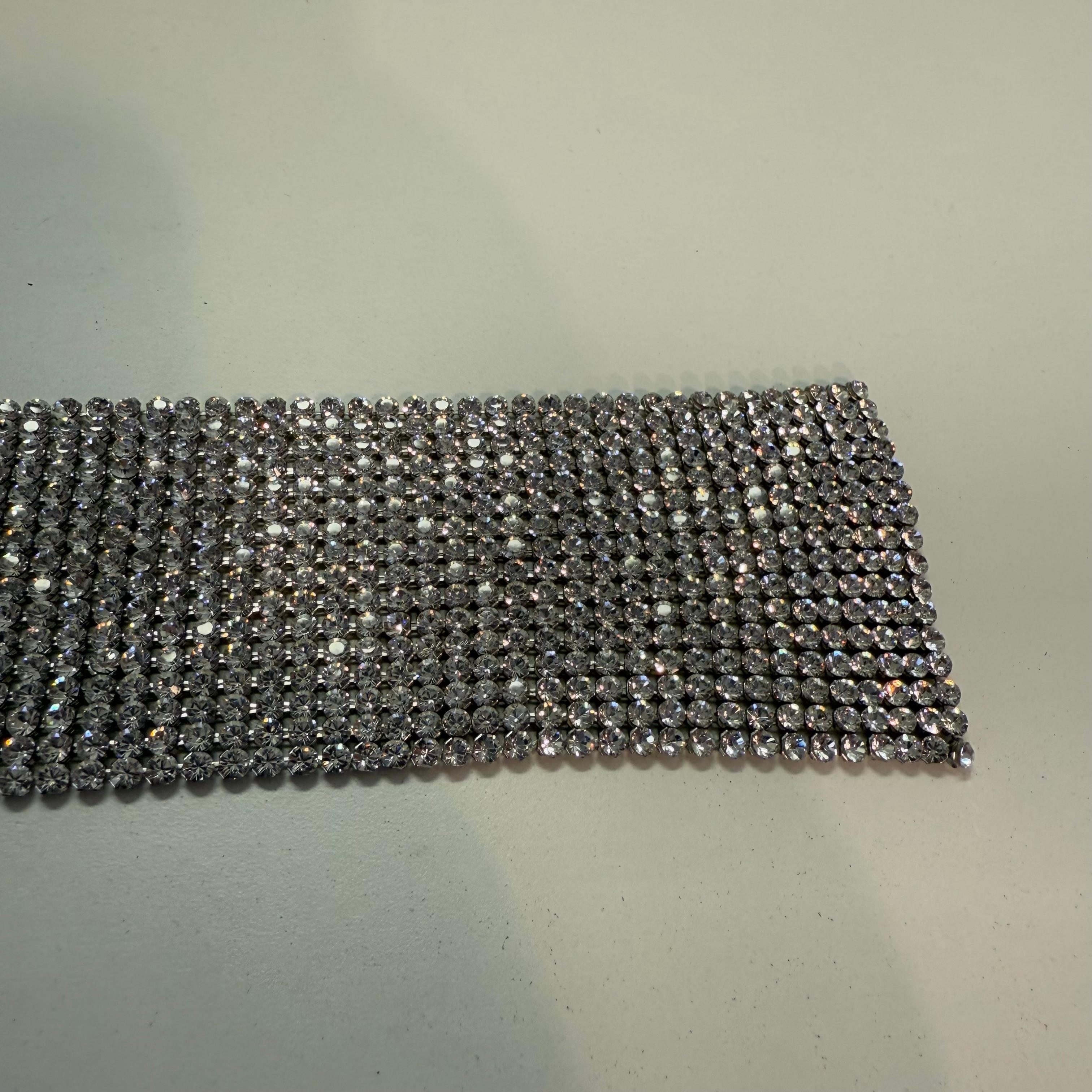 Dolce&Gabbana belt
Silver strass 
Total length cm 130
Height cm 4,5
Worldwide express shipping included in the price !