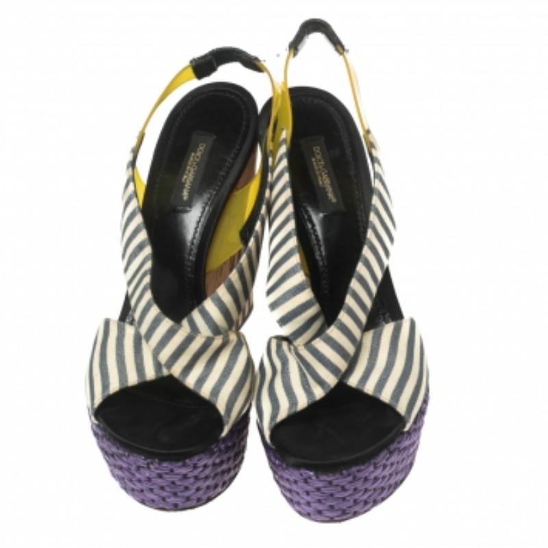 Dolce & Gabbana - Sandales à talons compensés en tissu rayé et PVC - Taille 37 Bon état - En vente à Dubai, Al Qouz 2