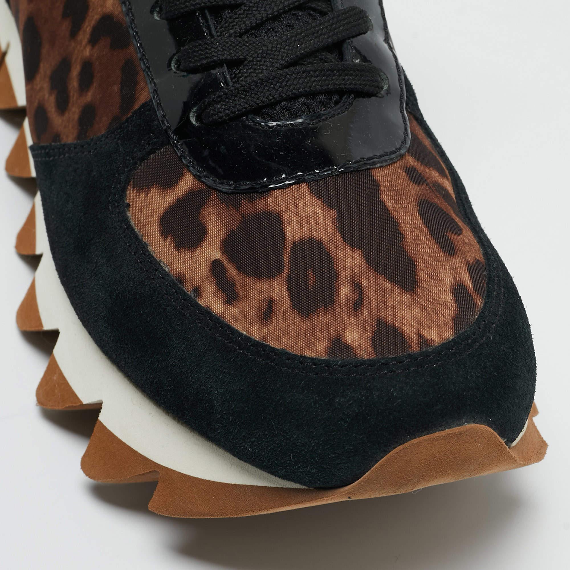 Dolce & Gabbana Suede and Leopard Print Fabric Low Top Sneakers Size 40 In Good Condition For Sale In Dubai, Al Qouz 2