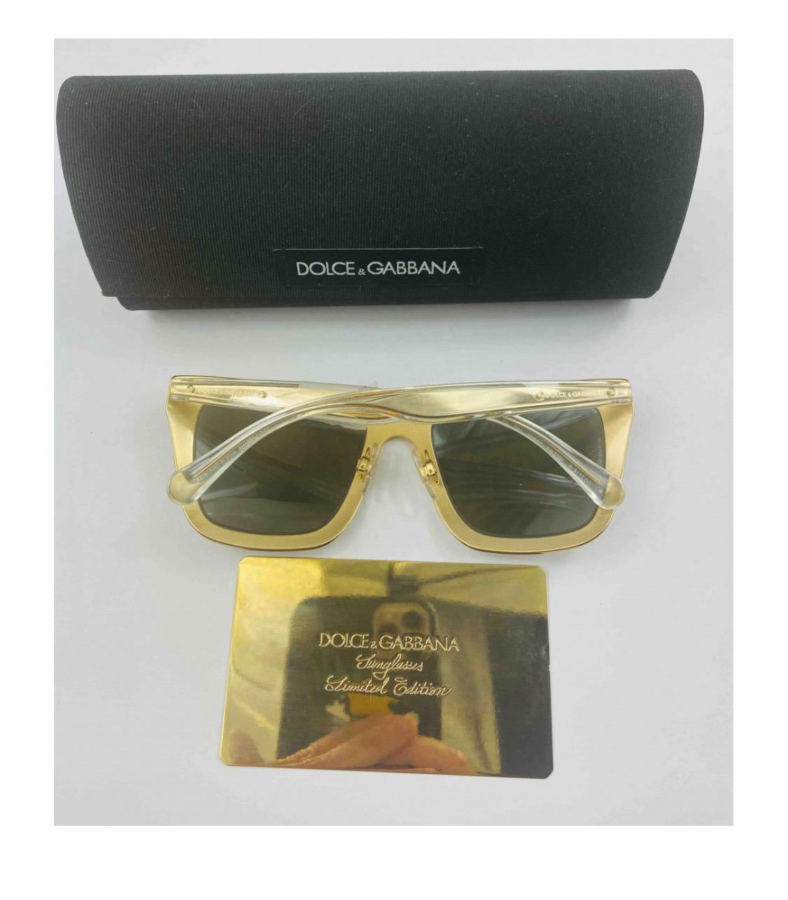 Grigio Occhiali da sole Dolce & Gabbana con
lenti sfumate placcate oro in vendita