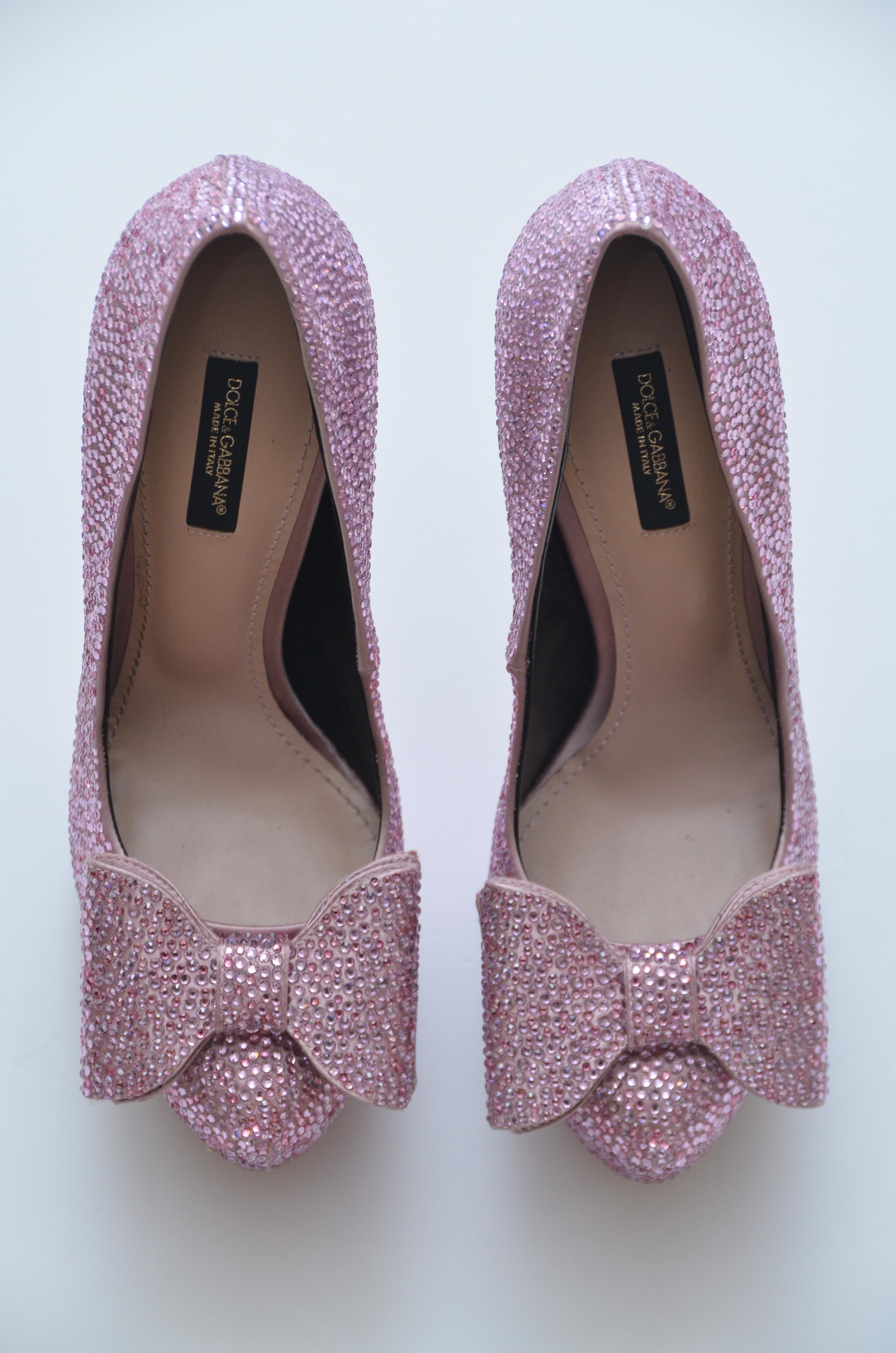 Dolce & Gabbana Swarovski Pink Strass  Embelished Shoes  
Size  37  
NEW with original box.

Please know your sizing in this designer since this is FINAL SALE.

FINAL SALE.