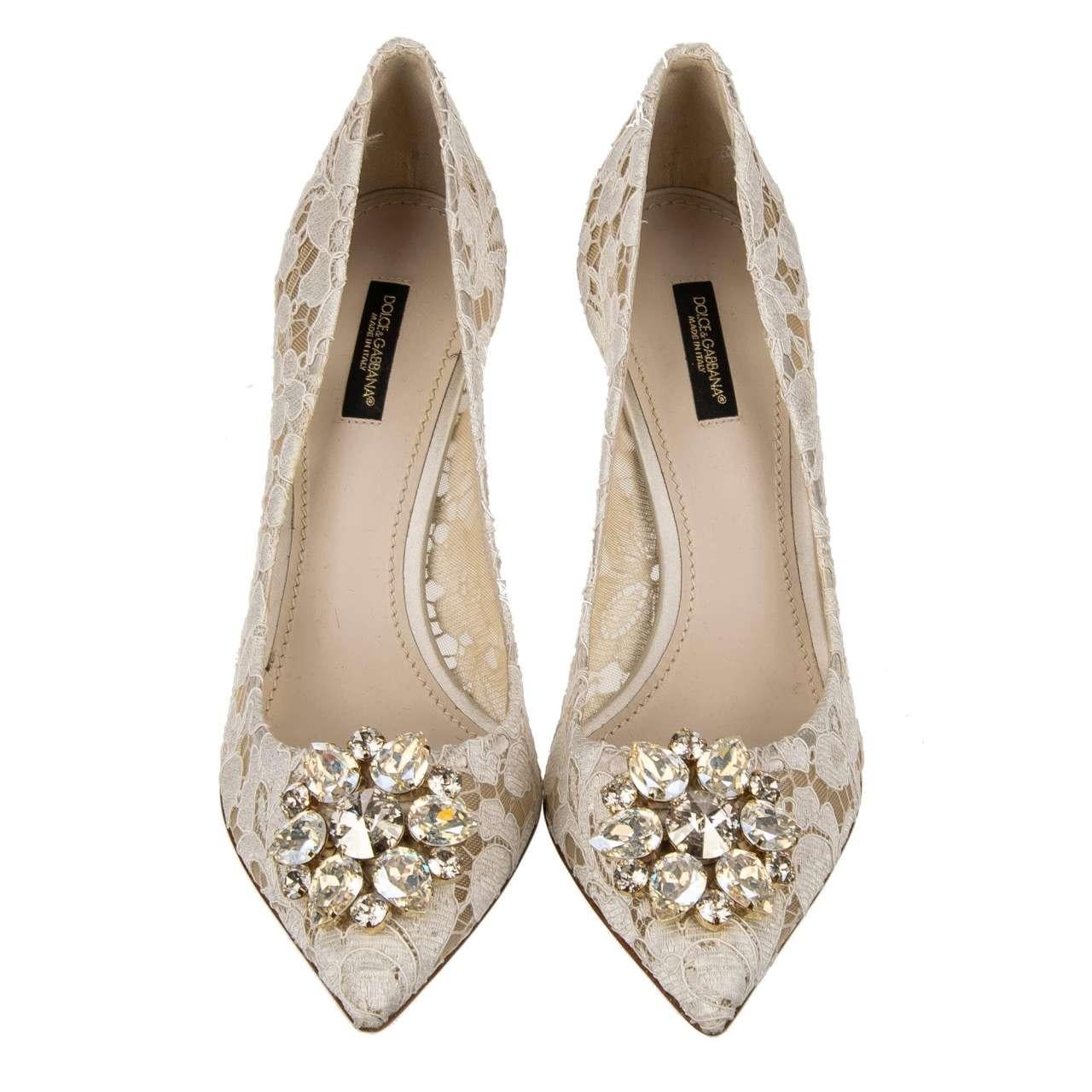 Dolce & Gabbana Taormina Lace Pumps BELLUCCI with Crystal Brooch Beige EUR 39 In Excellent Condition For Sale In Erkrath, DE