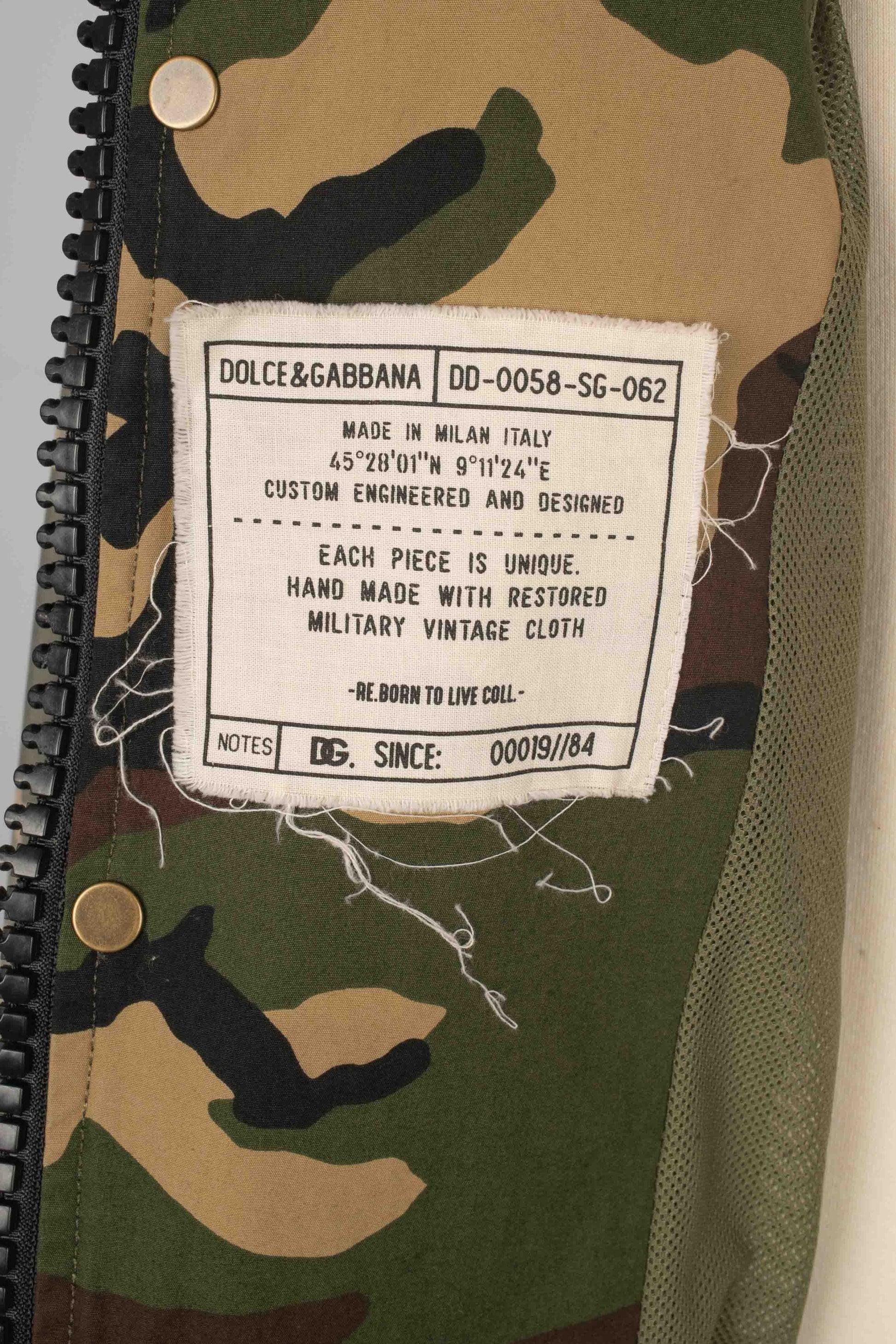Dolce & Gabbana Parka pour hommes à trois camouflages en vente 8