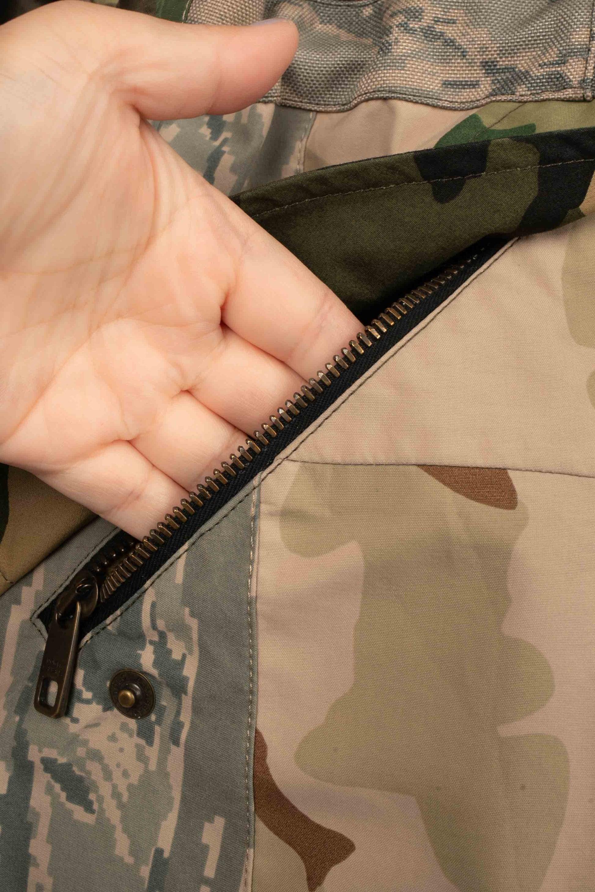 Dolce & Gabbana Parka pour hommes à trois camouflages en vente 3